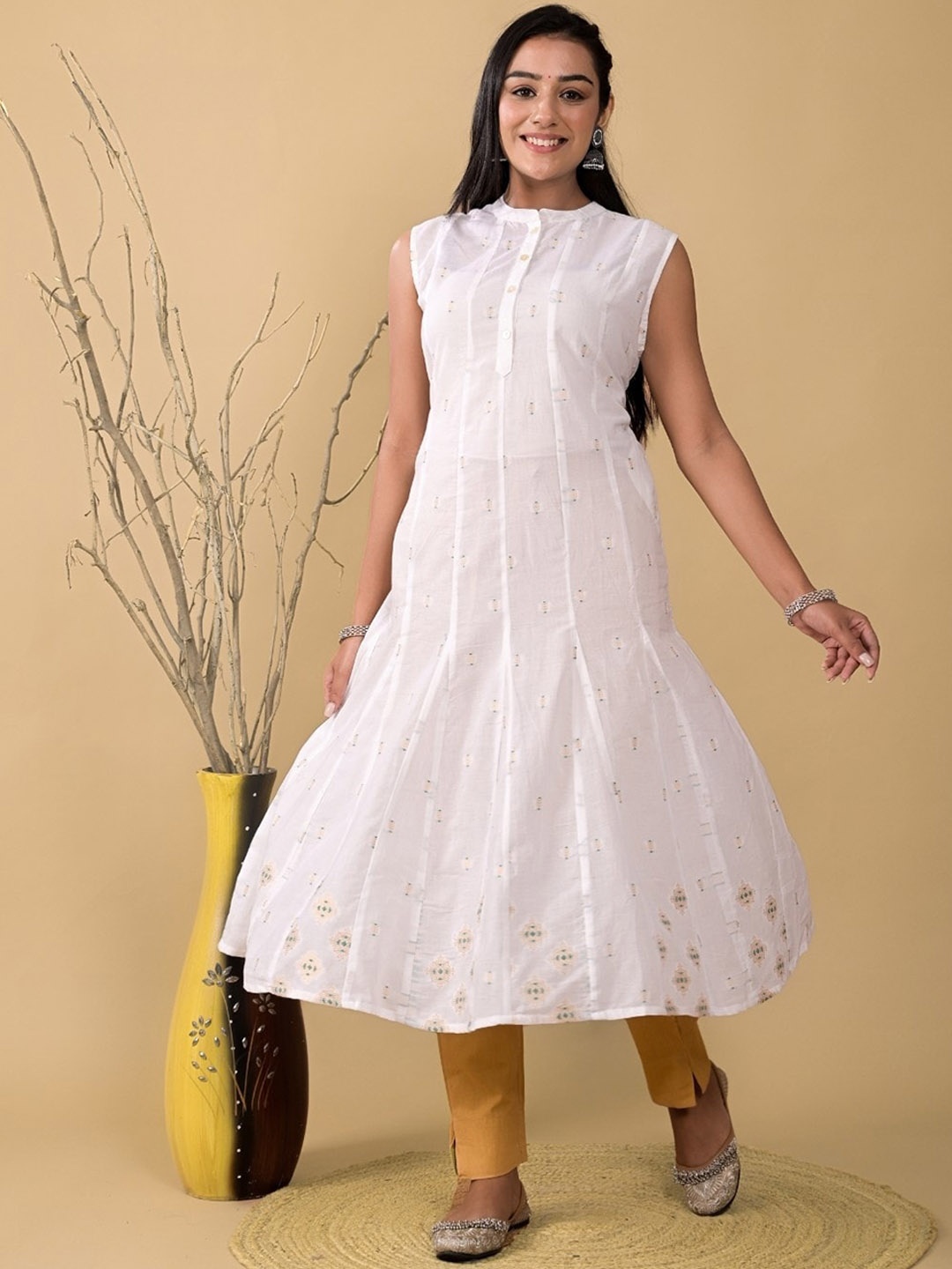 

Sangria Woven Design Panelled Cotton A-line Kurta, White