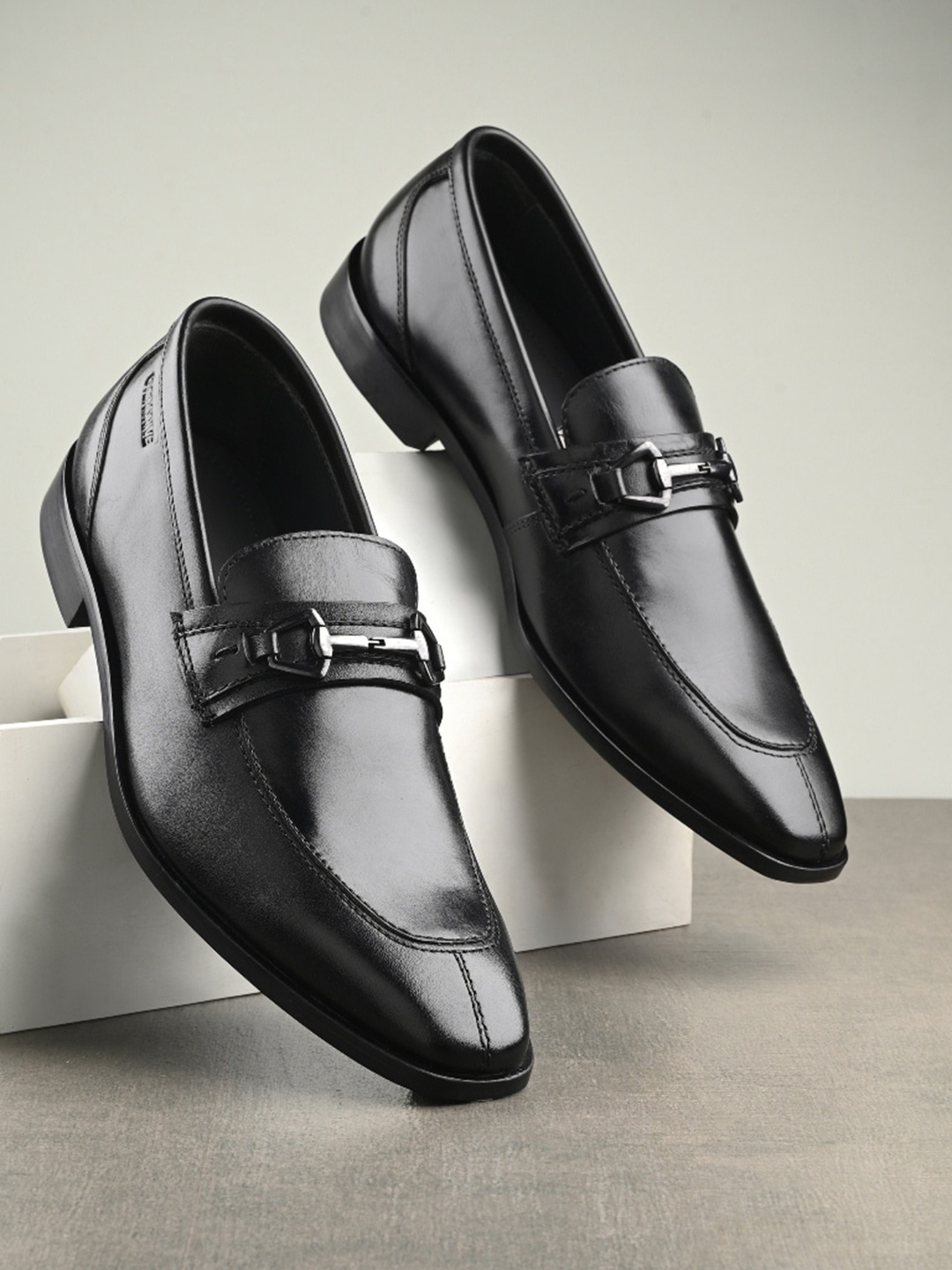 

Overdrive Men Slip-On Formal Loafers, Black