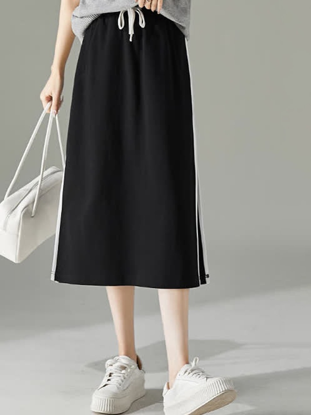 

LULU & SKY Side-Slit Pure Cotton A-Line Midi Skirt, Black