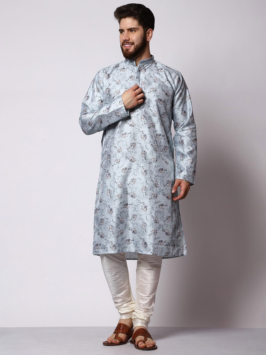 

MAG Ethnic Motifs Printed Thread Work Kurta With Churidar, Blue