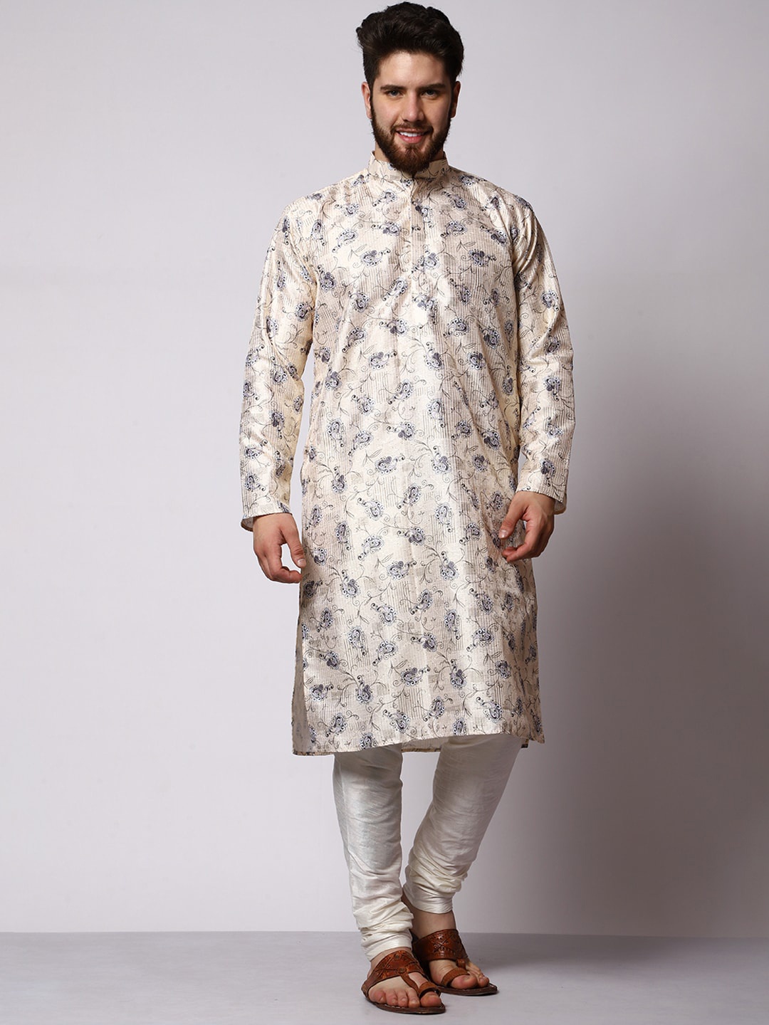 

MAG Ethnic Motifs Printed Thread Work Kurta With Churidar, Gold