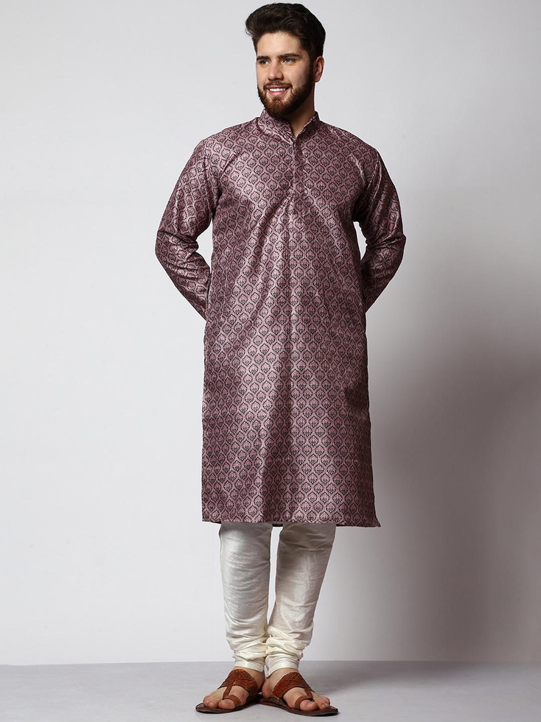 

MAG Ethnic Motifs Printed Thread Work Kurta With Churidar, Violet