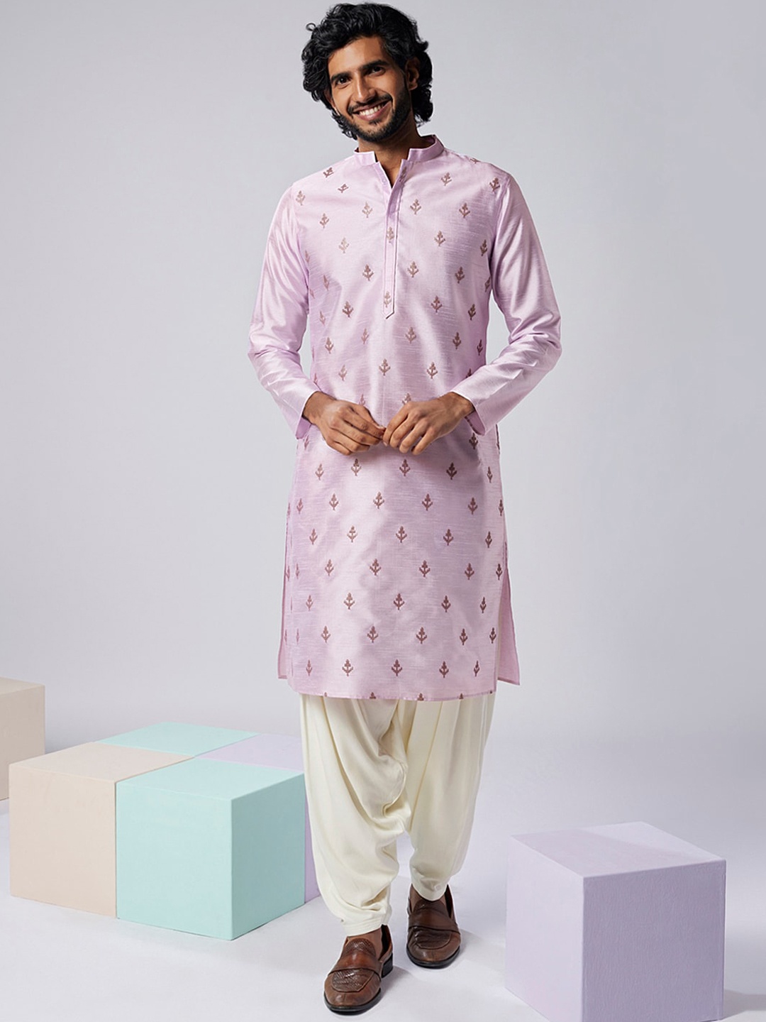 

KISAH Floral Printed Kurta with Patiala, Lavender