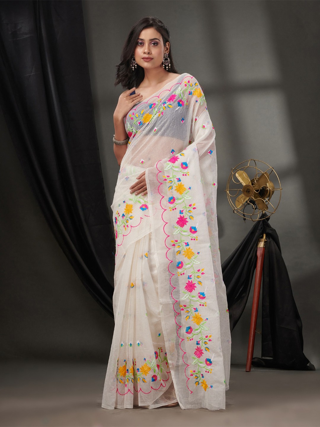 

Charukriti Floral Embroidered Kota Saree, White