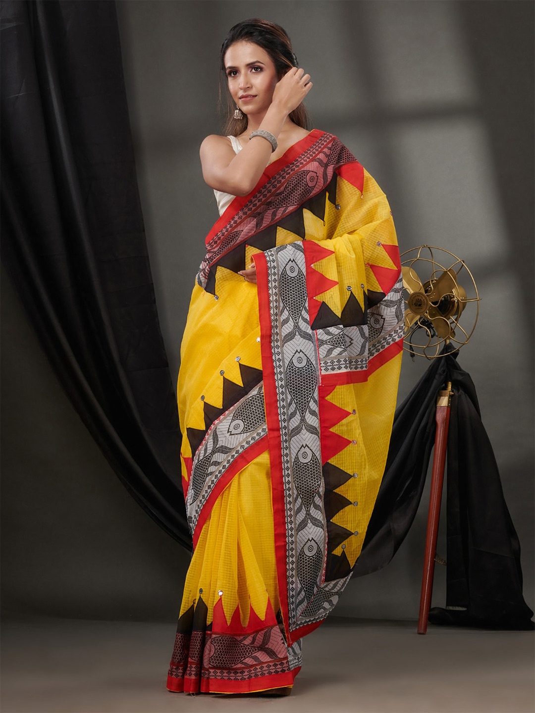 

Charukriti Ethnic Motifs Printed Mirror Work Kota Saree, Yellow