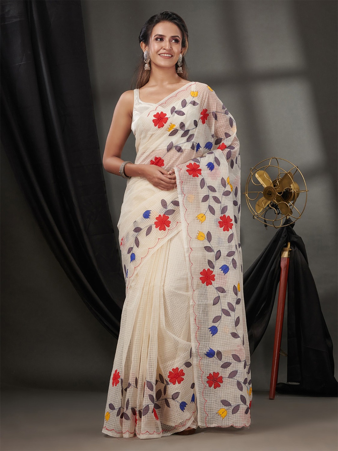

Charukriti Floral Patchwork Silk Blend Kota Saree, Off white
