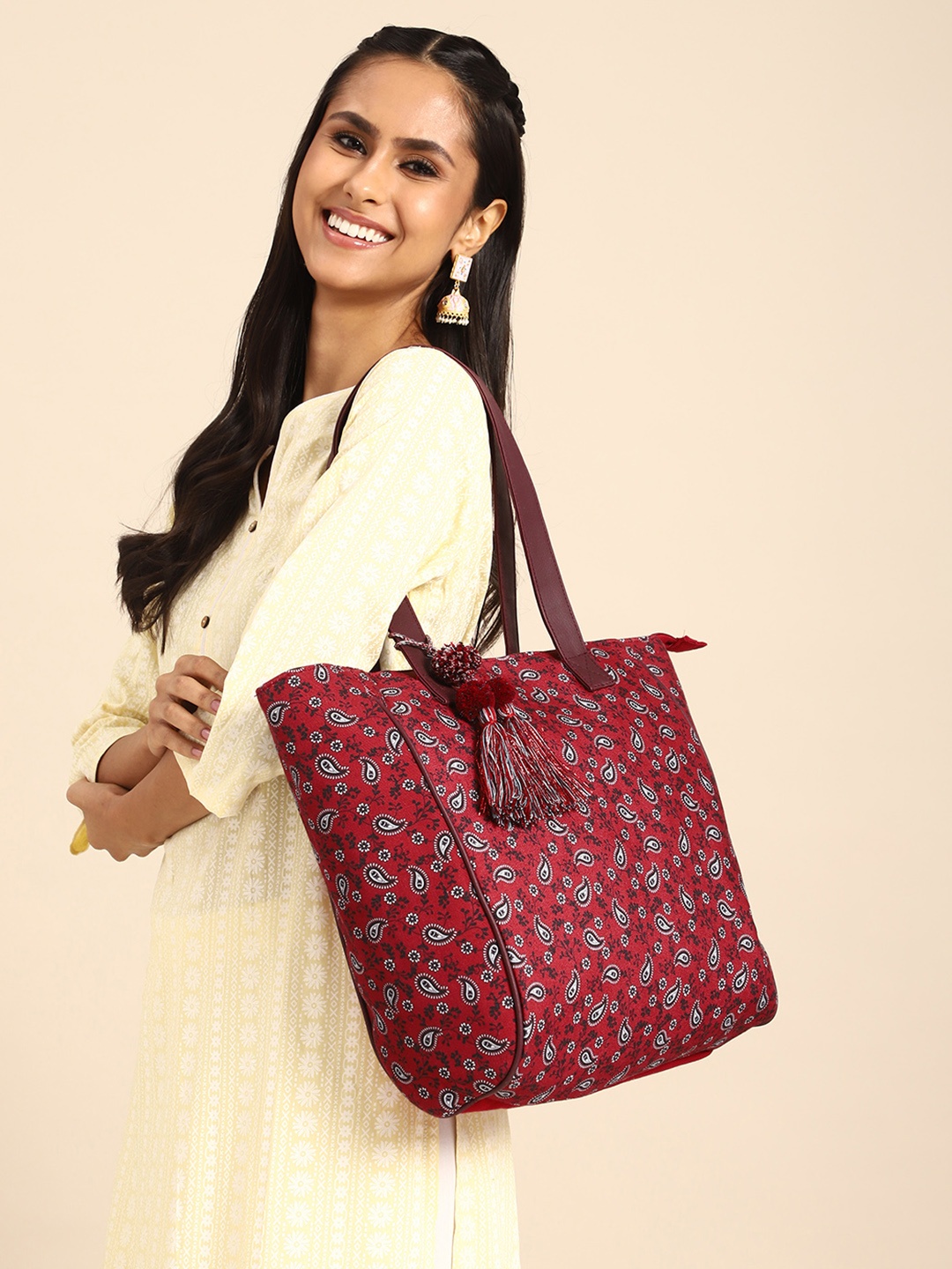 

Anouk Ethnic Motifs Printed Oversized Shopper Tote Bag with Tasselled, Red