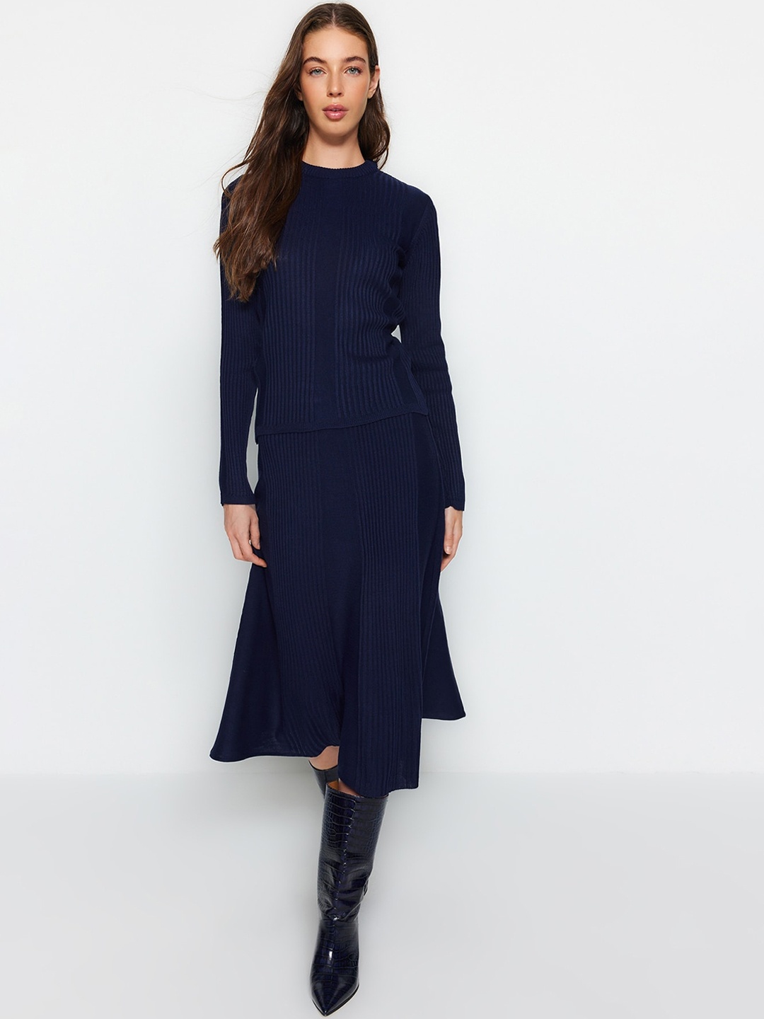 

Trendyol Self-Design Acrylic Top With Flared Skirt, Navy blue