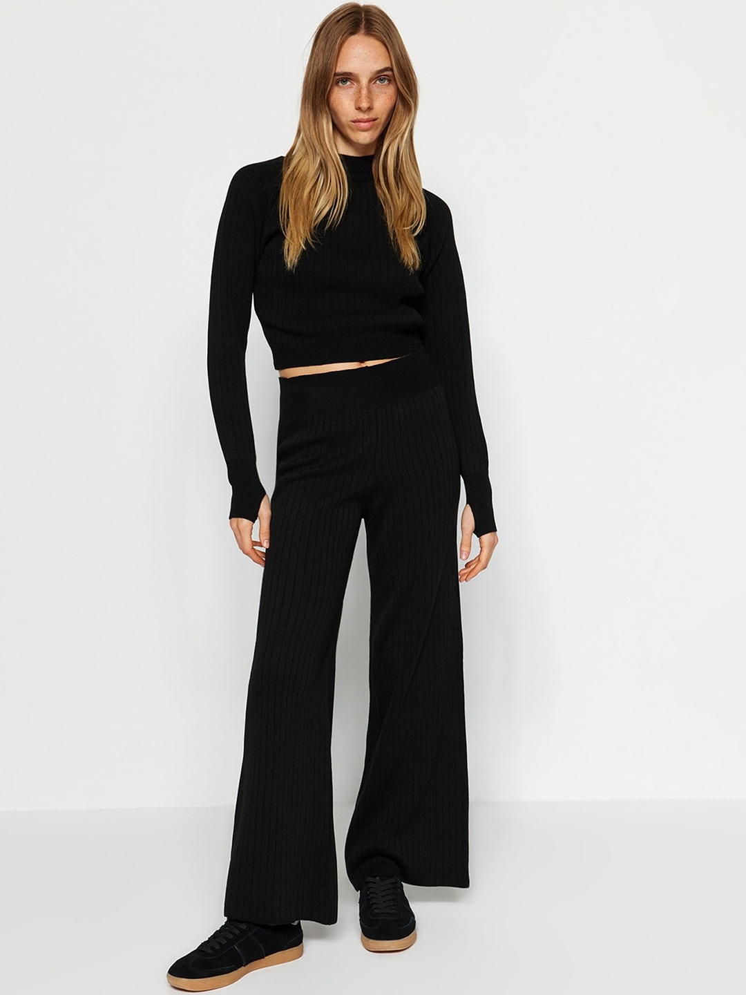 

Trendyol Ribbed Long Sleeves High Neck Acrylic Crop Top With Flared Trousers, Black