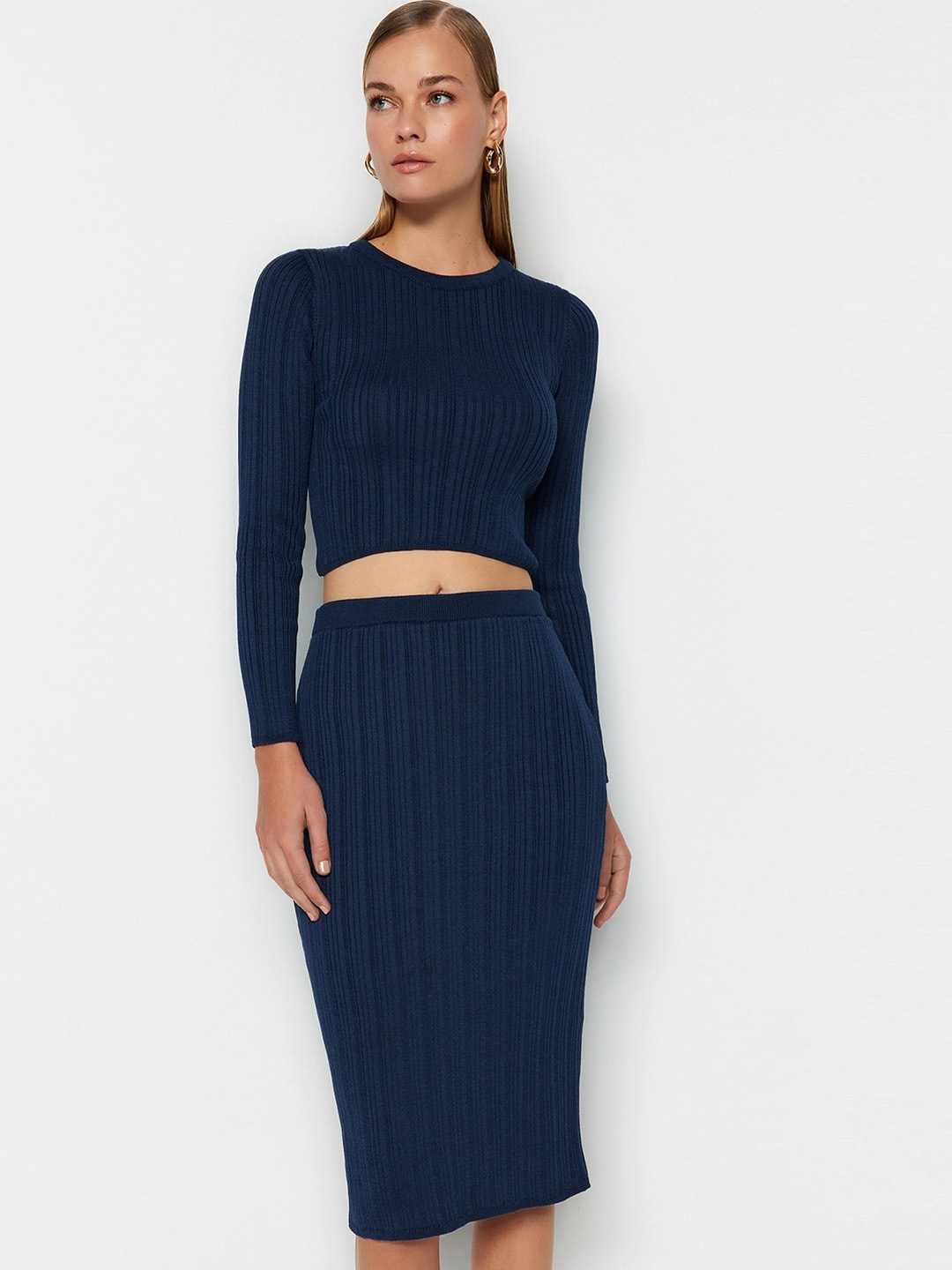 

Trendyol Ribbed Long Sleeves Acrylic Crop Top With Skirts Co-Ords, Navy blue