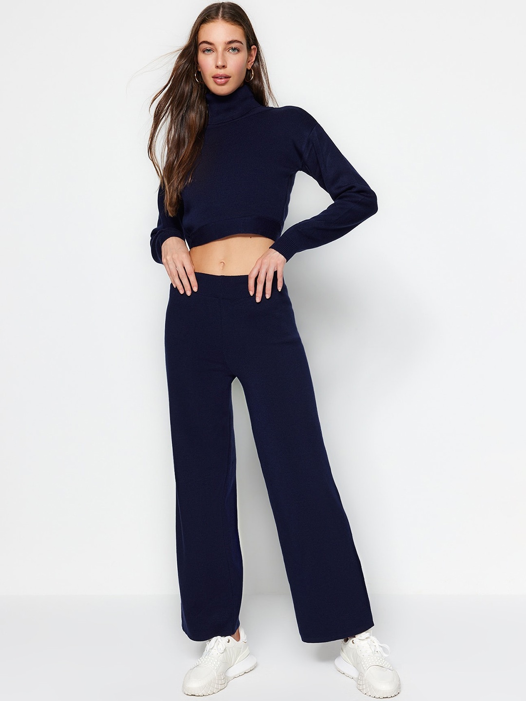 

Trendyol Turtle-Neck Crop Top With Trousers, Navy blue