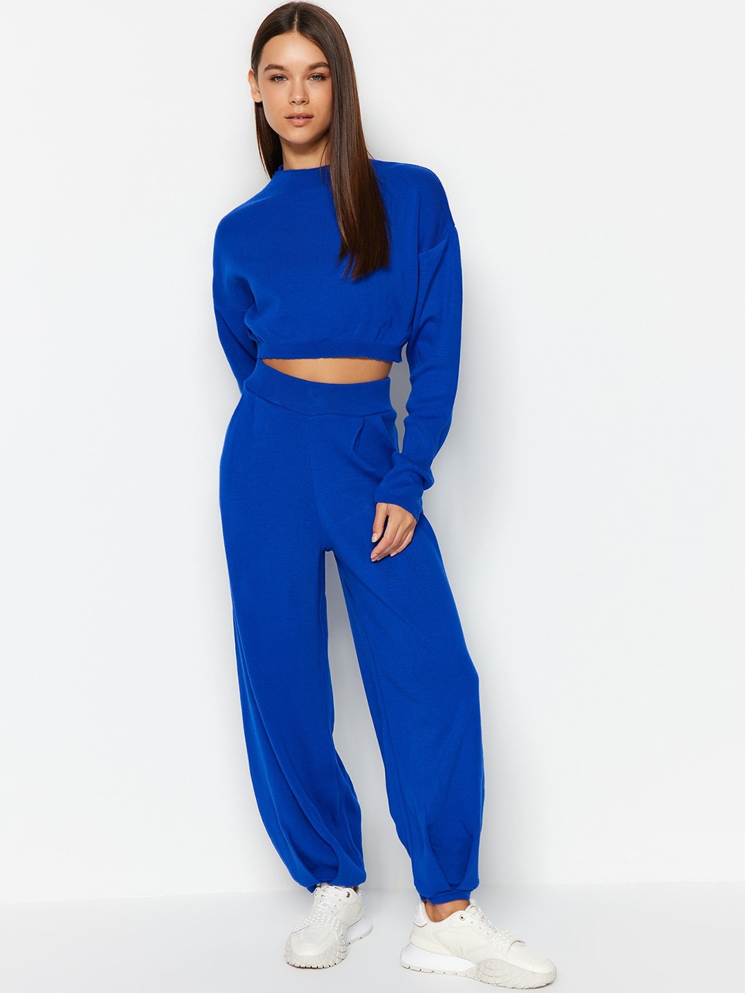 

Trendyol Crop Sweatshirt With Joggers Acrylic Co-Ords, Blue