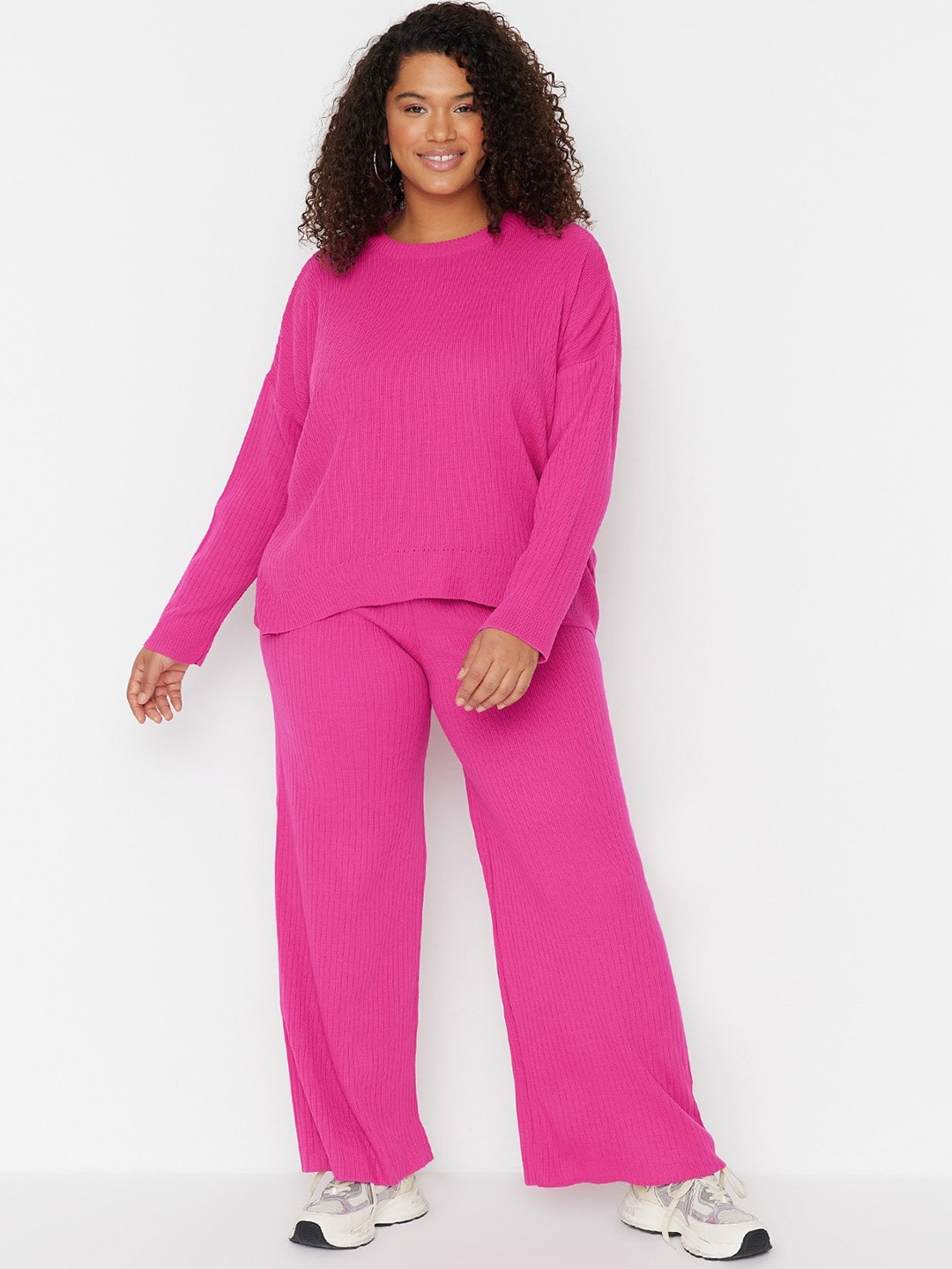 

Trendyol Ribbed Round Neck Acrylic Sweatshirt With Trousers, Pink
