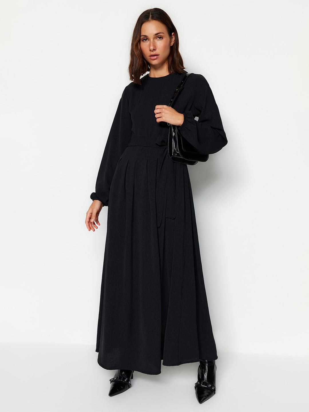 

Trendyol Round Neck Puff Sleeves Gathered Or Pleated Maxi Dress, Black