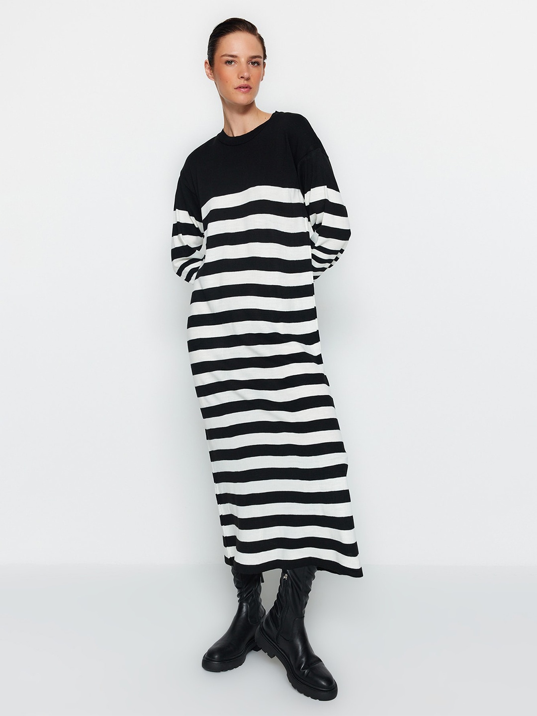 

Trendyol Print Fit & Flare Maxi Dress, Na