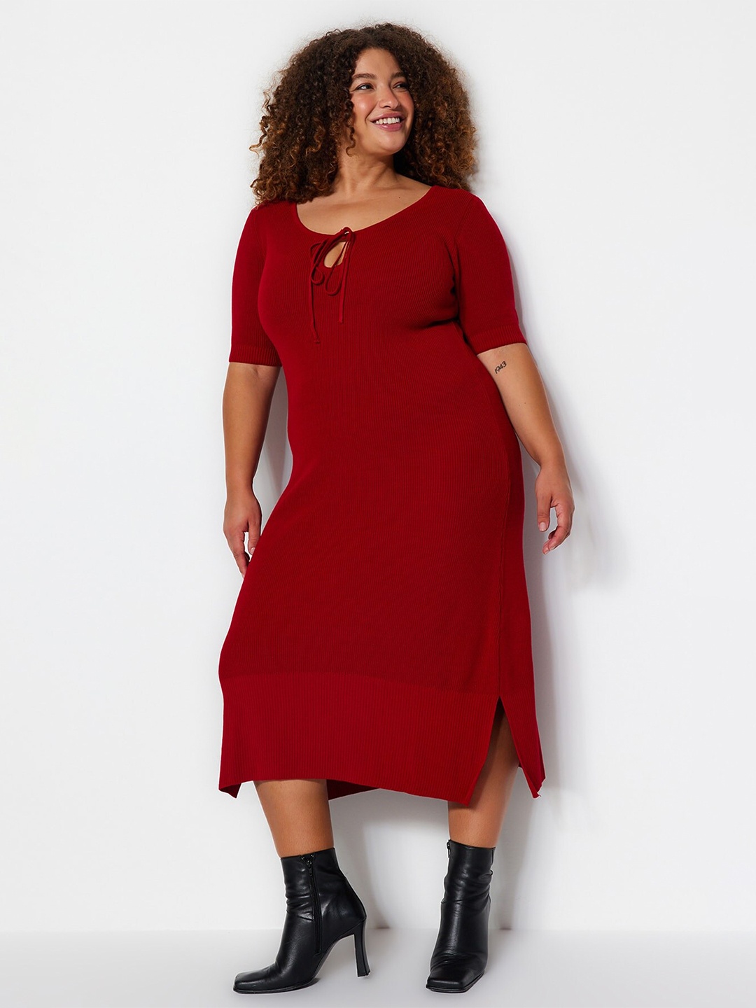 

Trendyol Plus Size Self Design Tie-Up Neck Acrylic Midi Jumper Dress, Red