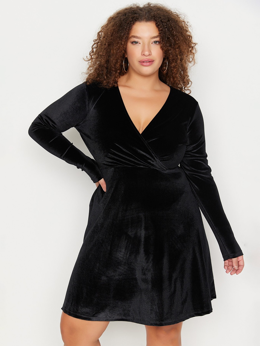 

Trendyol Plus Size V-Neck Long Sleeves Fit & Flare Dress, Black