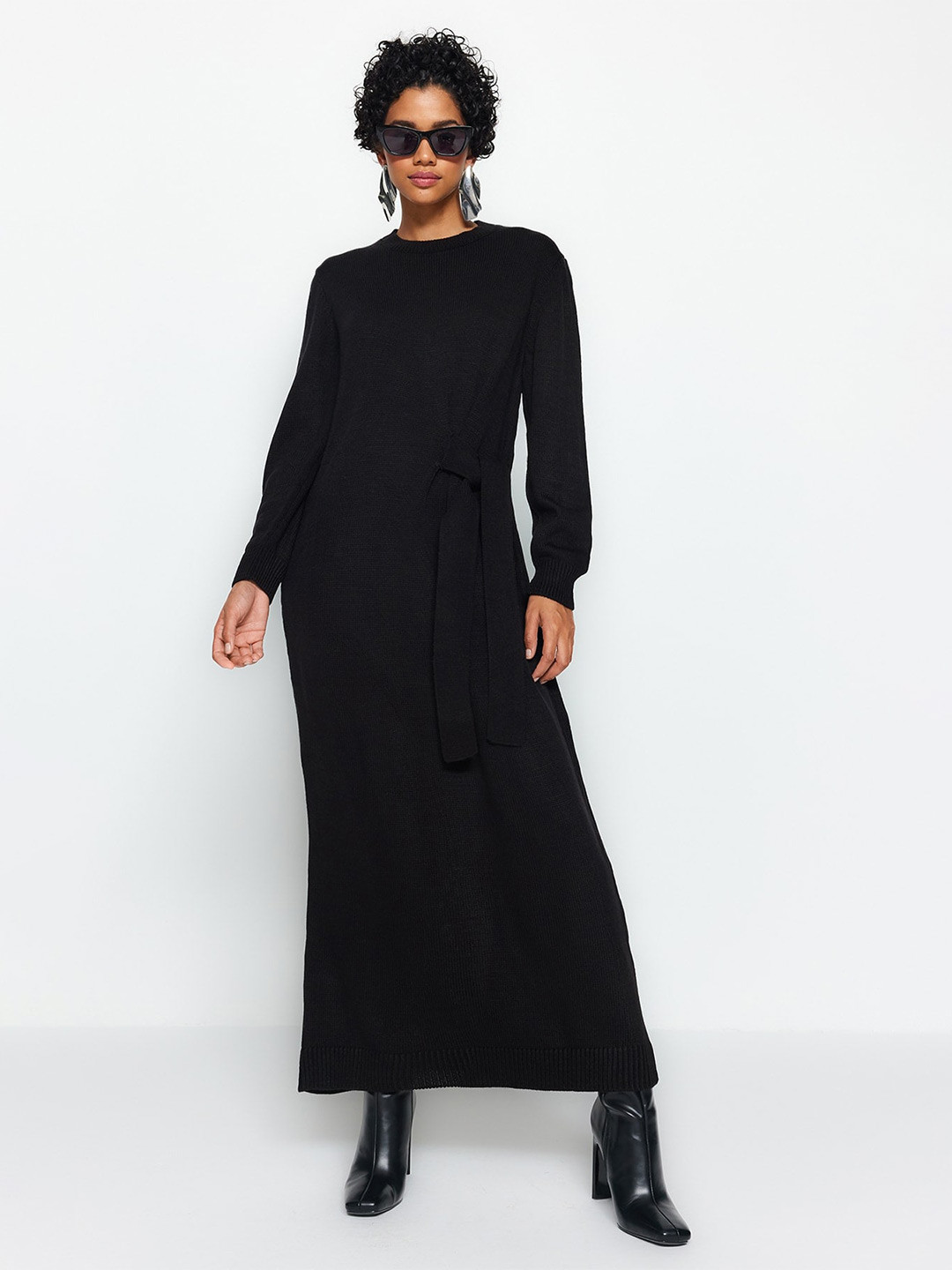 

Trendyol Round Neck Tie Ups A-Line Maxi Dress, Black