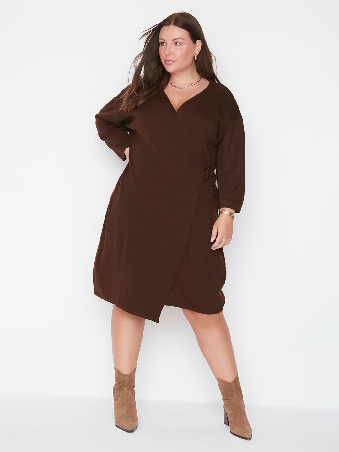 

Trendyol Plus Size Ribbed V-Neck Acrylic Wrap Dress, Brown