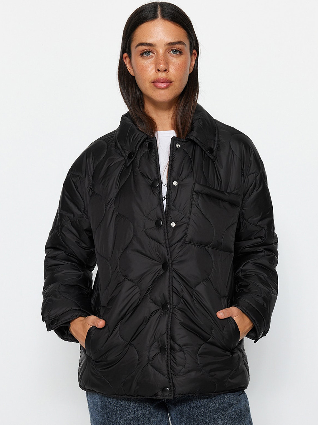 

Trendyol Spread Collar Puffer Jacket, Black