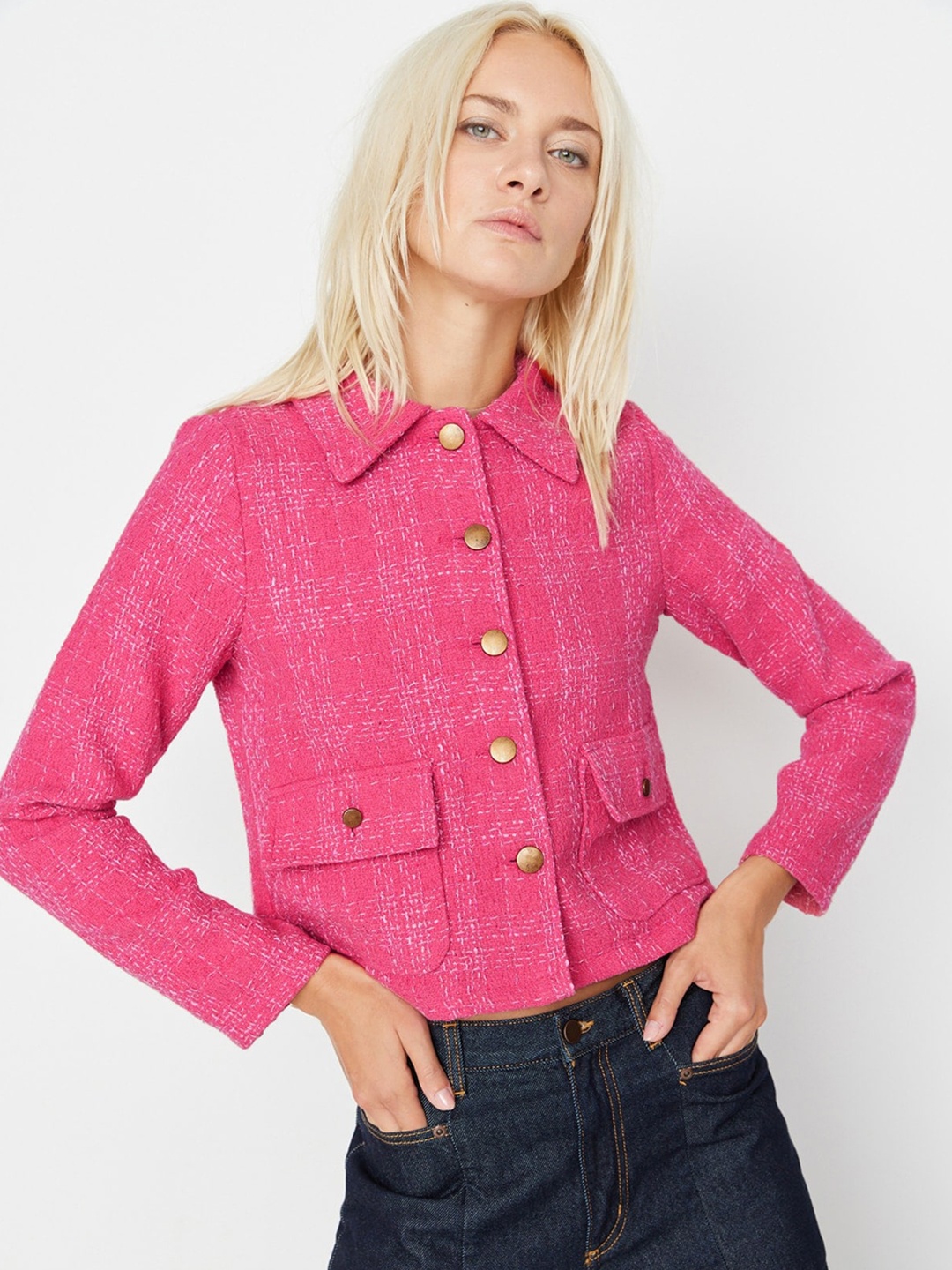 

Trendyol Spread Collar Washed Crop Denim Jacket, Pink