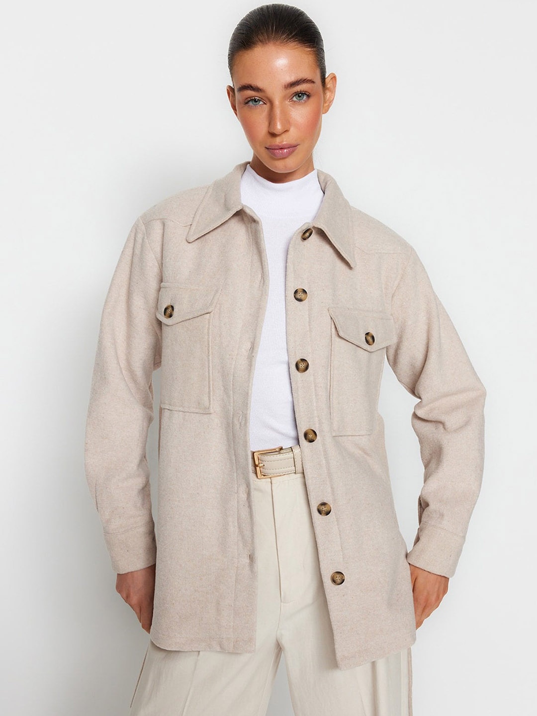 

Trendyol Spread Collar Tailored Jacket with Embroidered, Beige