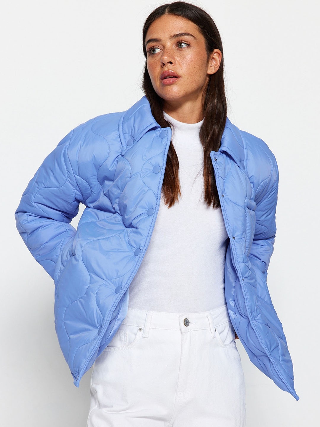 

Trendyol Spread Collar Puffer Jacket, Blue