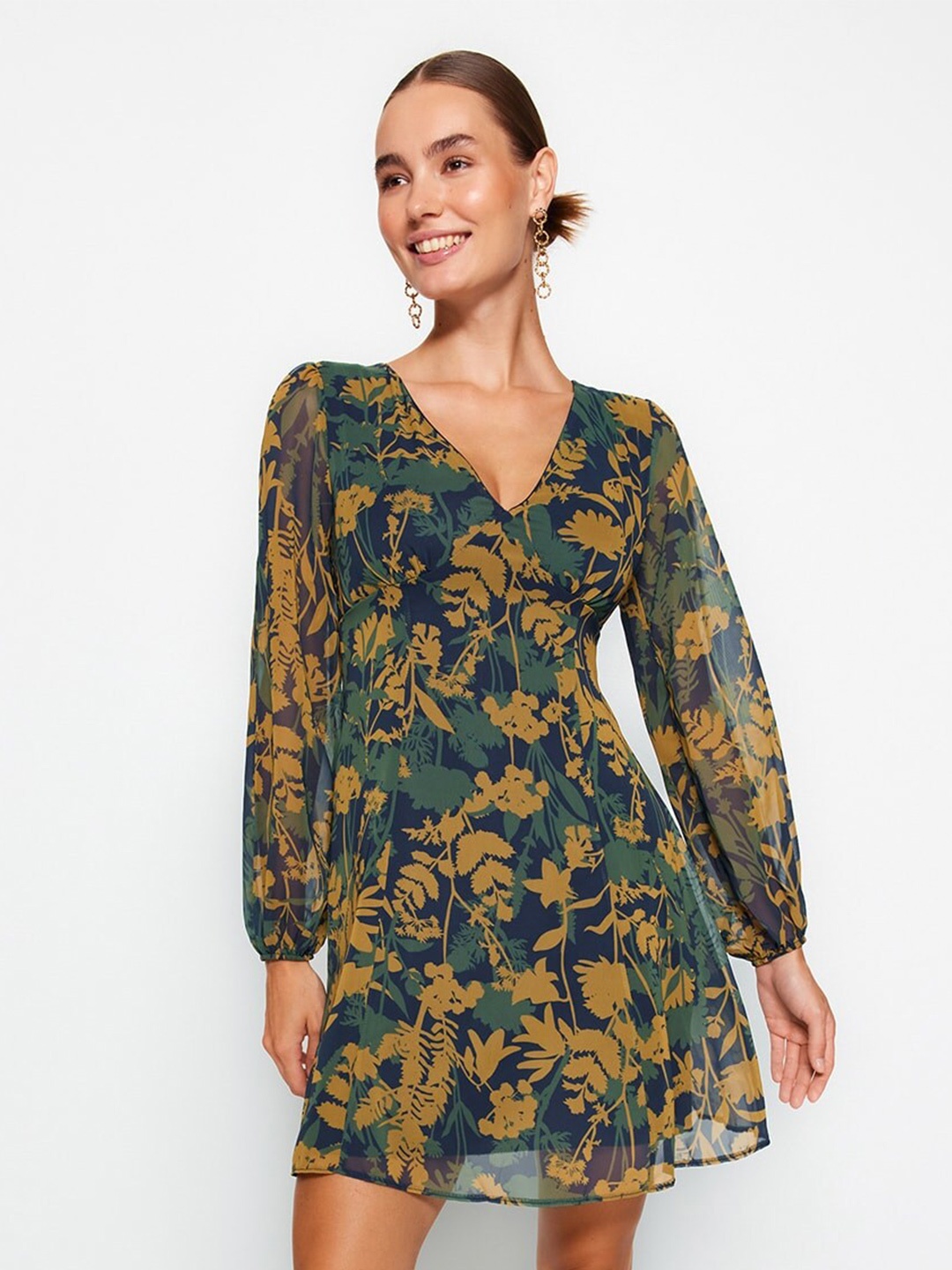 

Trendyol Floral Printed V-Neck Puff Sleeve A-Line Dress, Blue