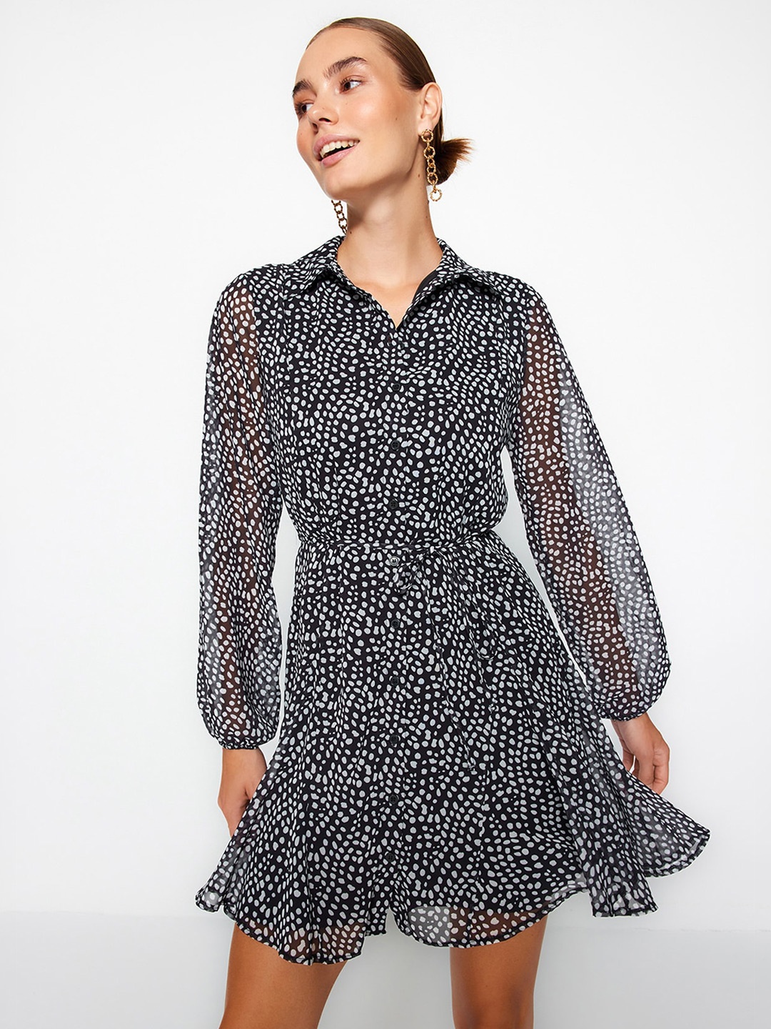 

Trendyol Abstract Printed Shirt Collar Cuffed Sleeves Fit & Flare Mini Dress, Black