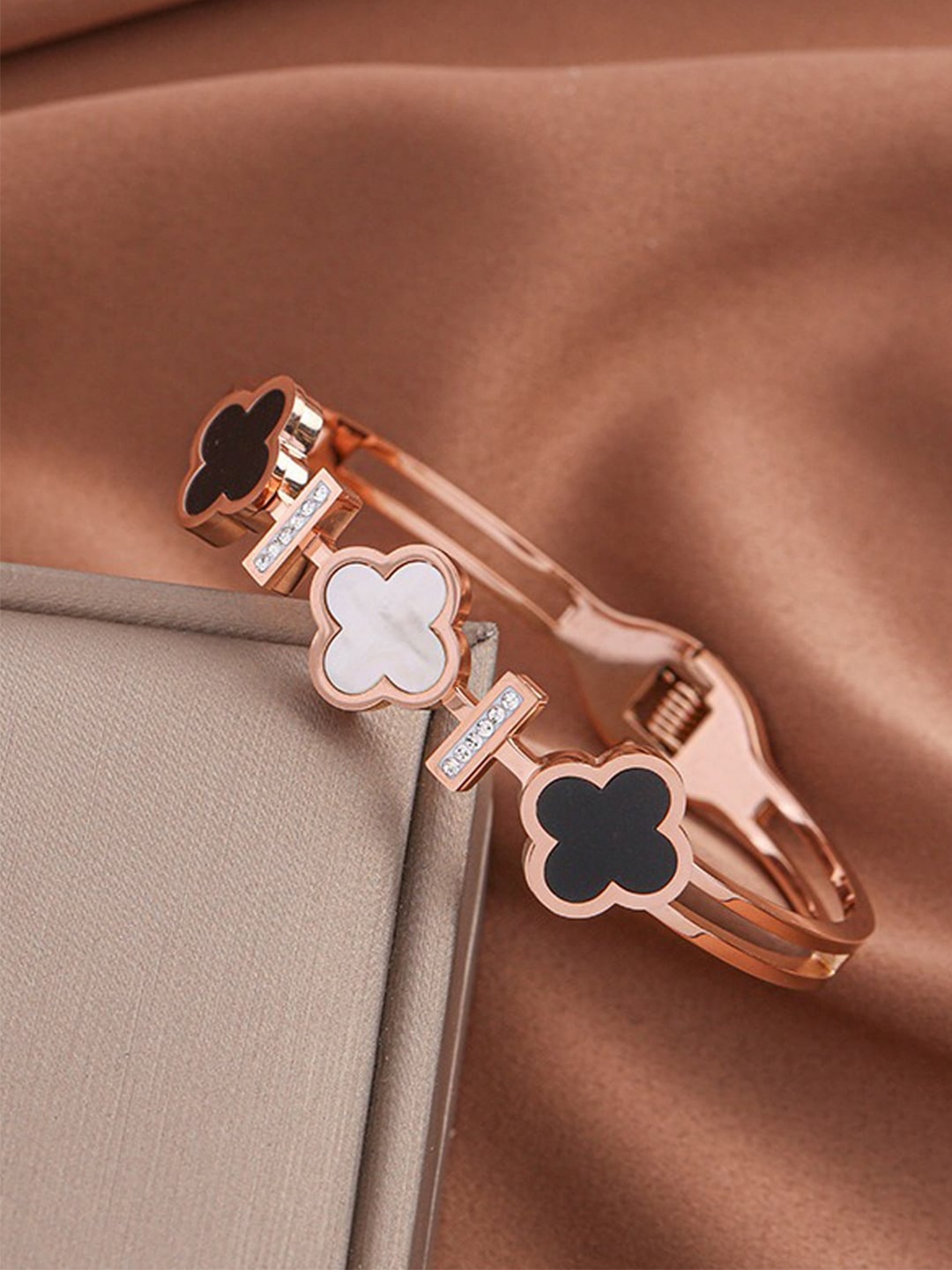 

Jewels Galaxy Rose Gold-Plated Stainless Steel Bangle-Style Bracelet