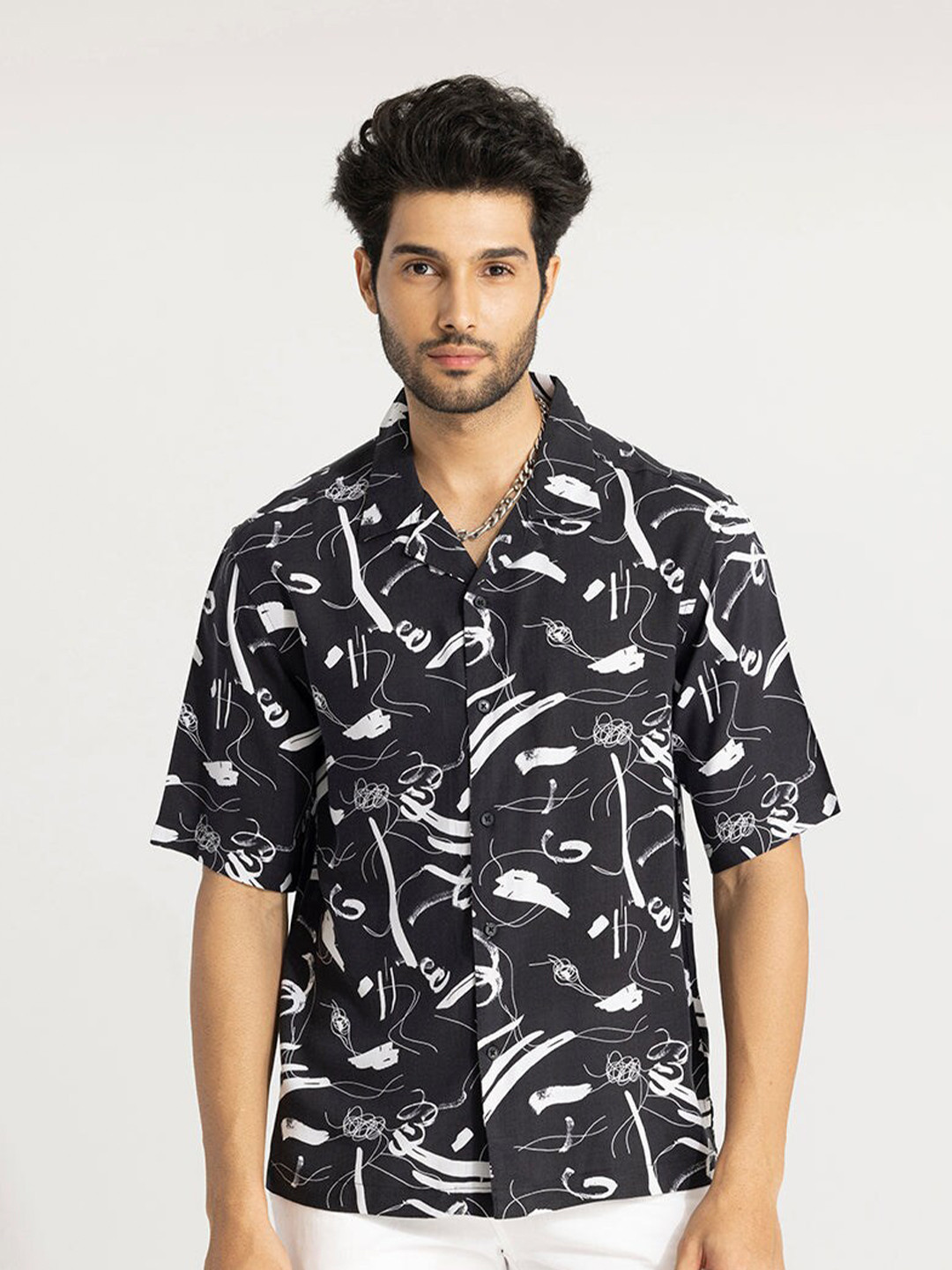 

Snitch Black Classic Slim Fit Abstract Printed Casual Oversized Shirt