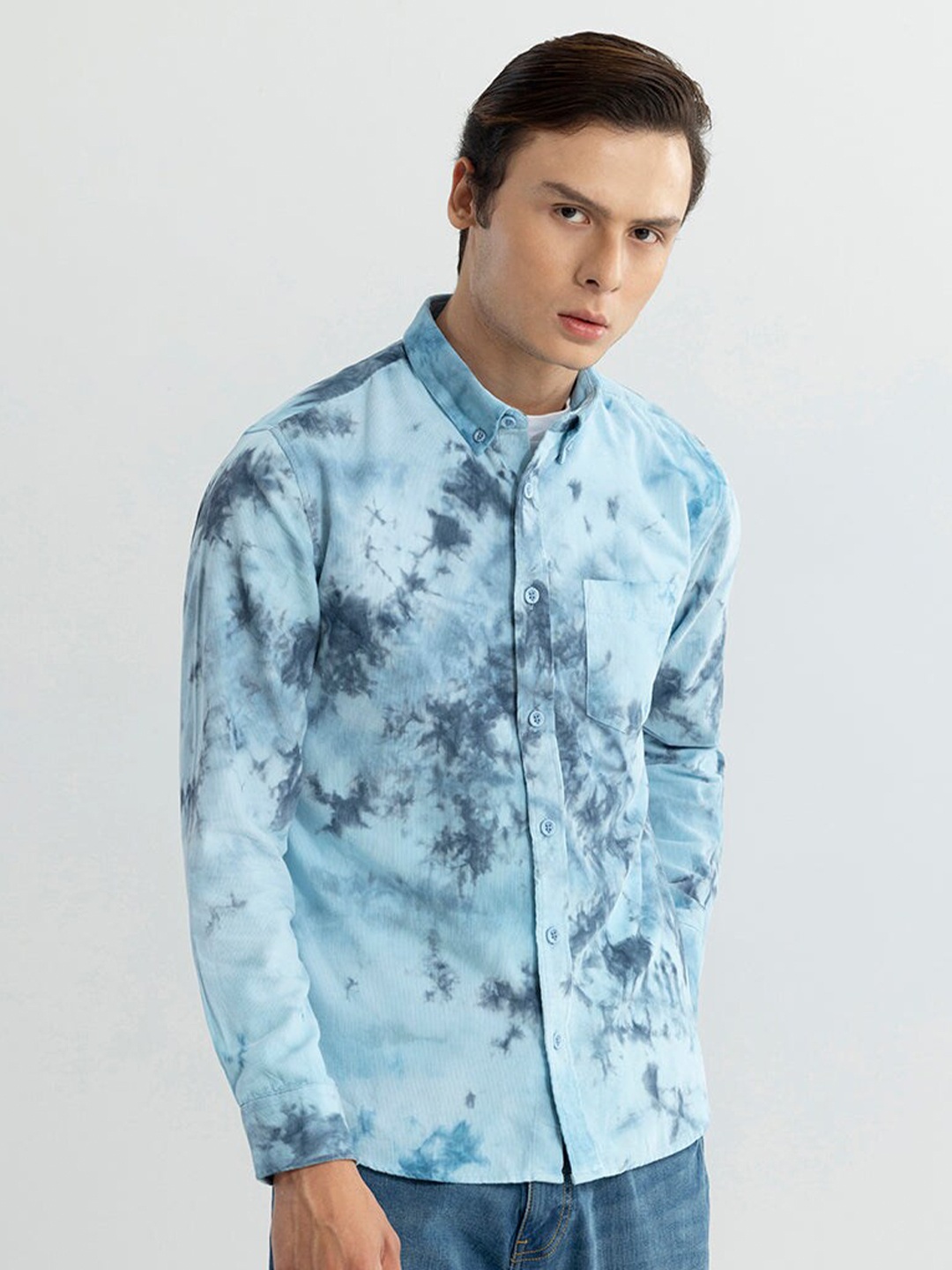 

Snitch Blue Classic Slim Fit Abstract Printed Corduroy Casual Cotton Shirt
