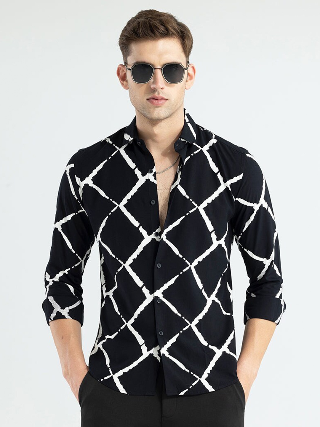 

Snitch Printed Classic Slim Fit Casual Shirt, Black