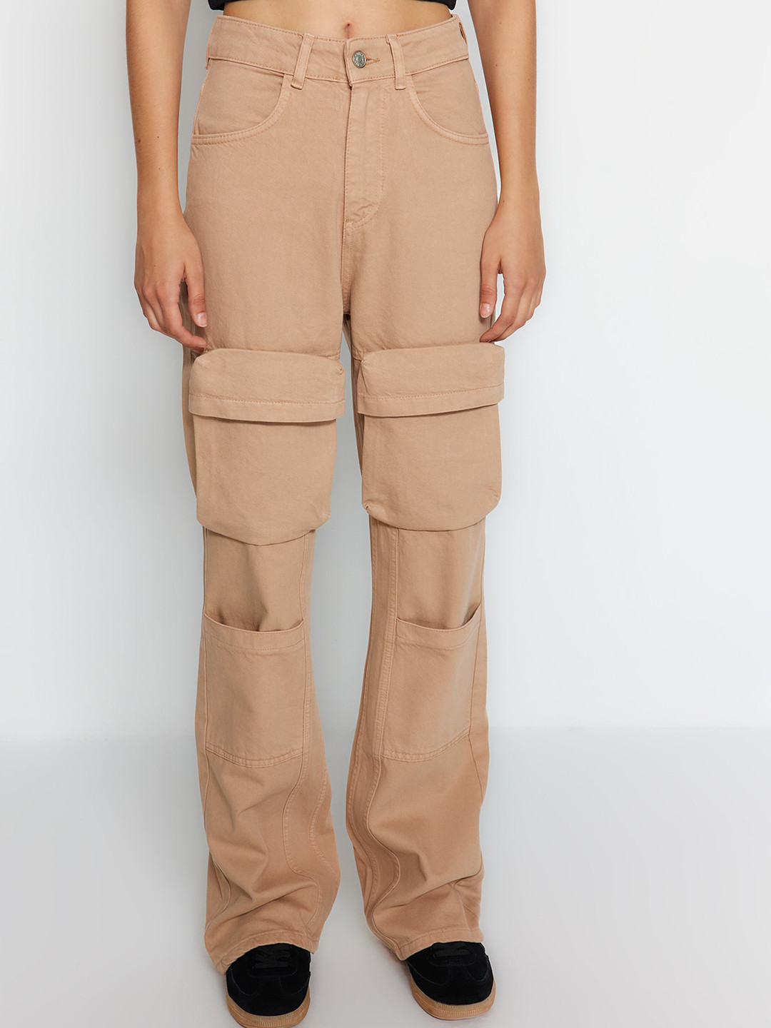 

Trendyol Women Mid-Rise Cotton Cargos, Peach