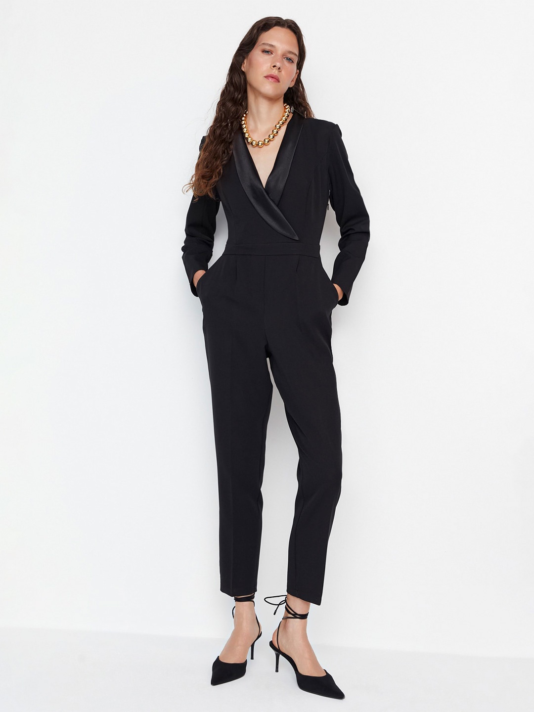 

Trendyol Shawl Neck Long Sleeves Basic Jumpsuit, Black