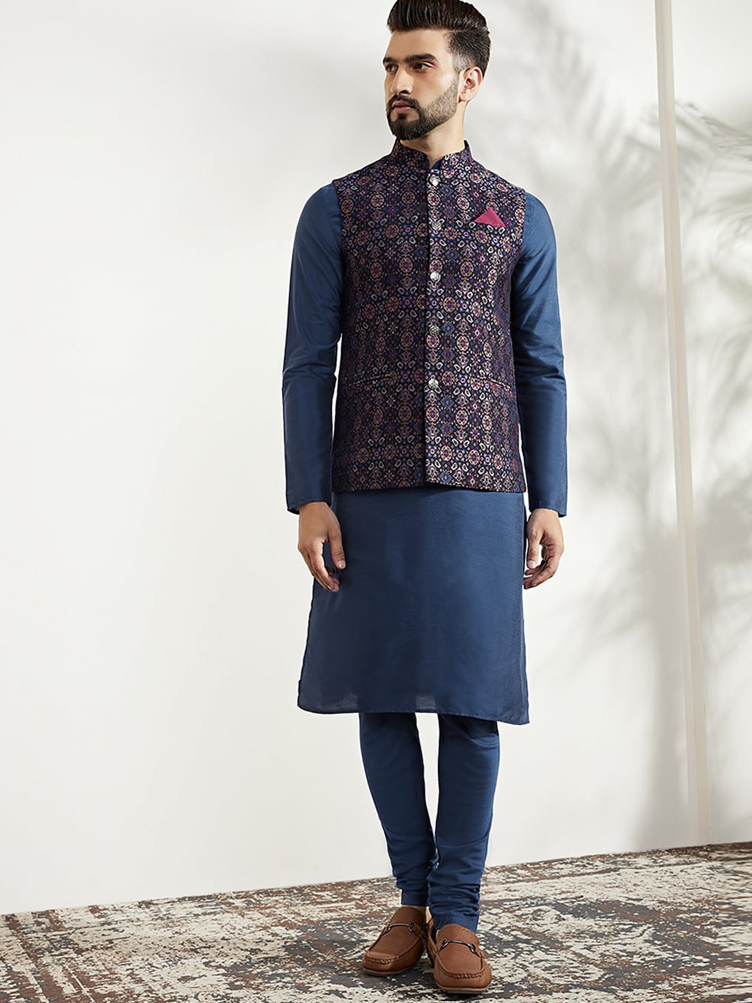 

KISAH Mandarin Collar Regular Kurta With Churidar & Nehru Jacket, Blue