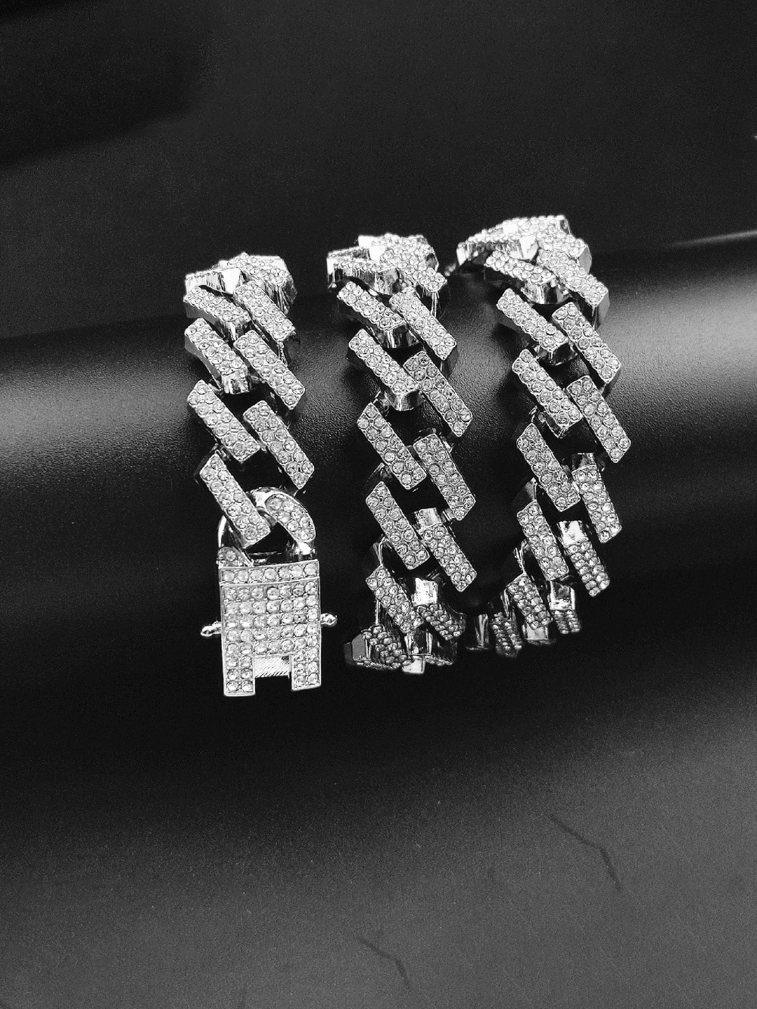

Designs & You Men Silver-Plated American Diamond Link Bracelet