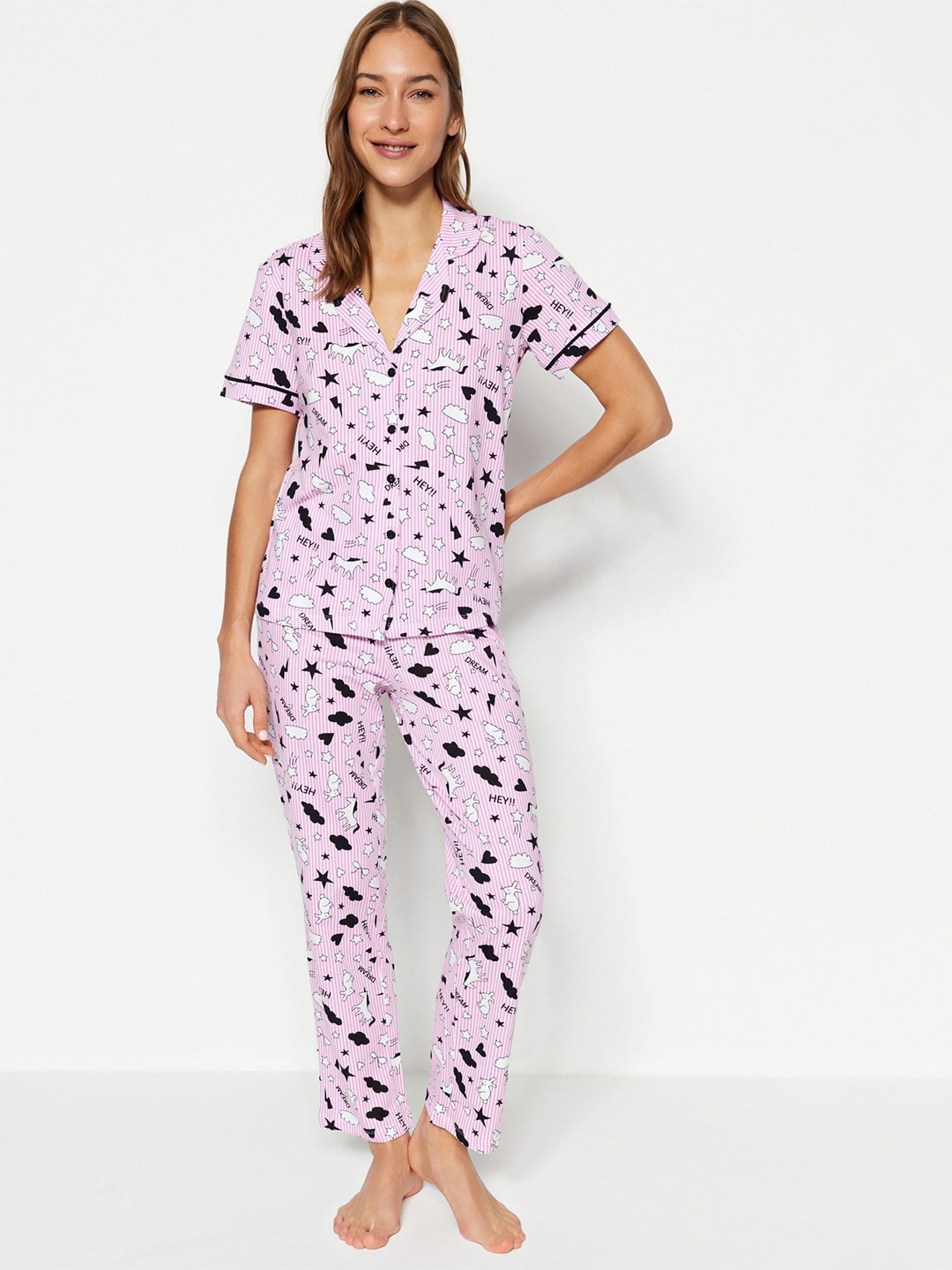 

Trendyol Conversational Printed Cotton Night suit, Pink