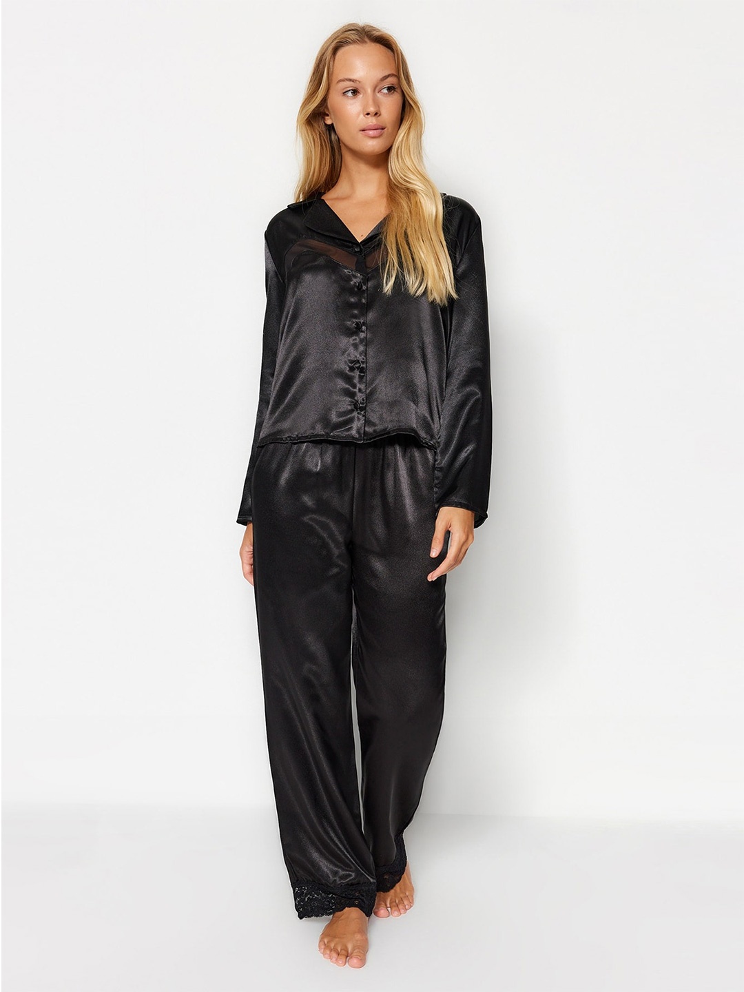 

Trendyol Lapel Collar Shirt And Pyjamas, Black