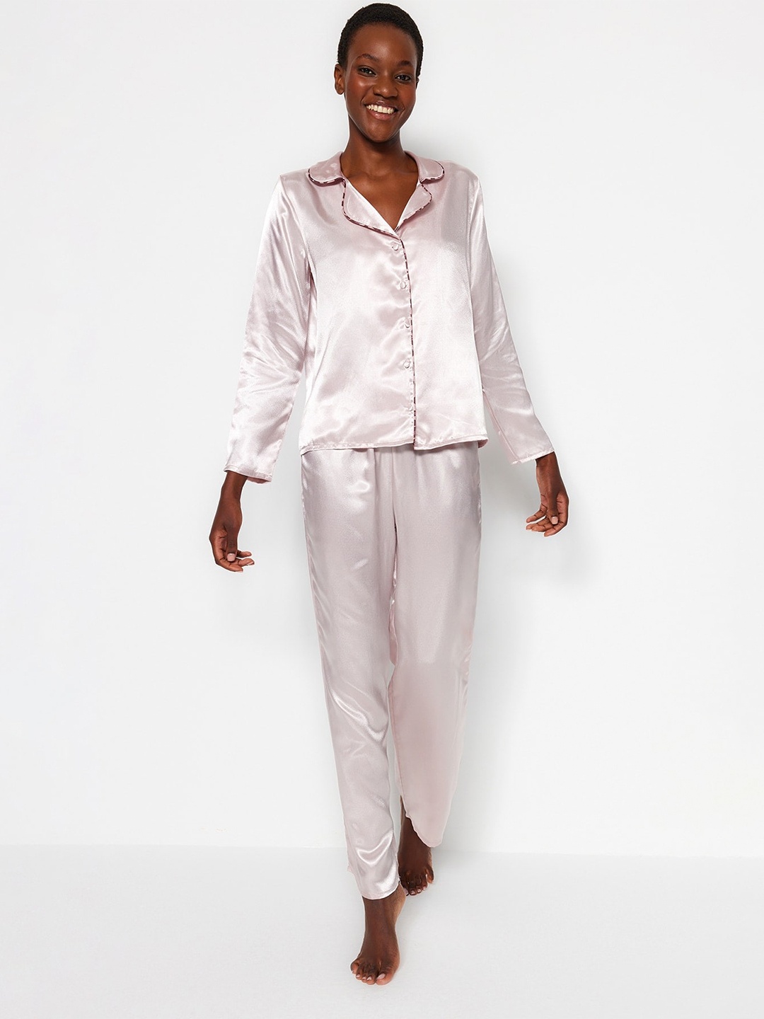 

Trendyol Lapel Collar Long Sleeves Nightsuit, Pink