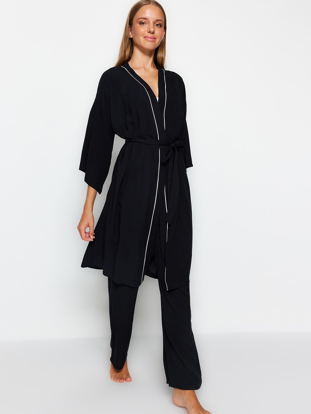 

Trendyol Shoulder Straps Night suit, Black