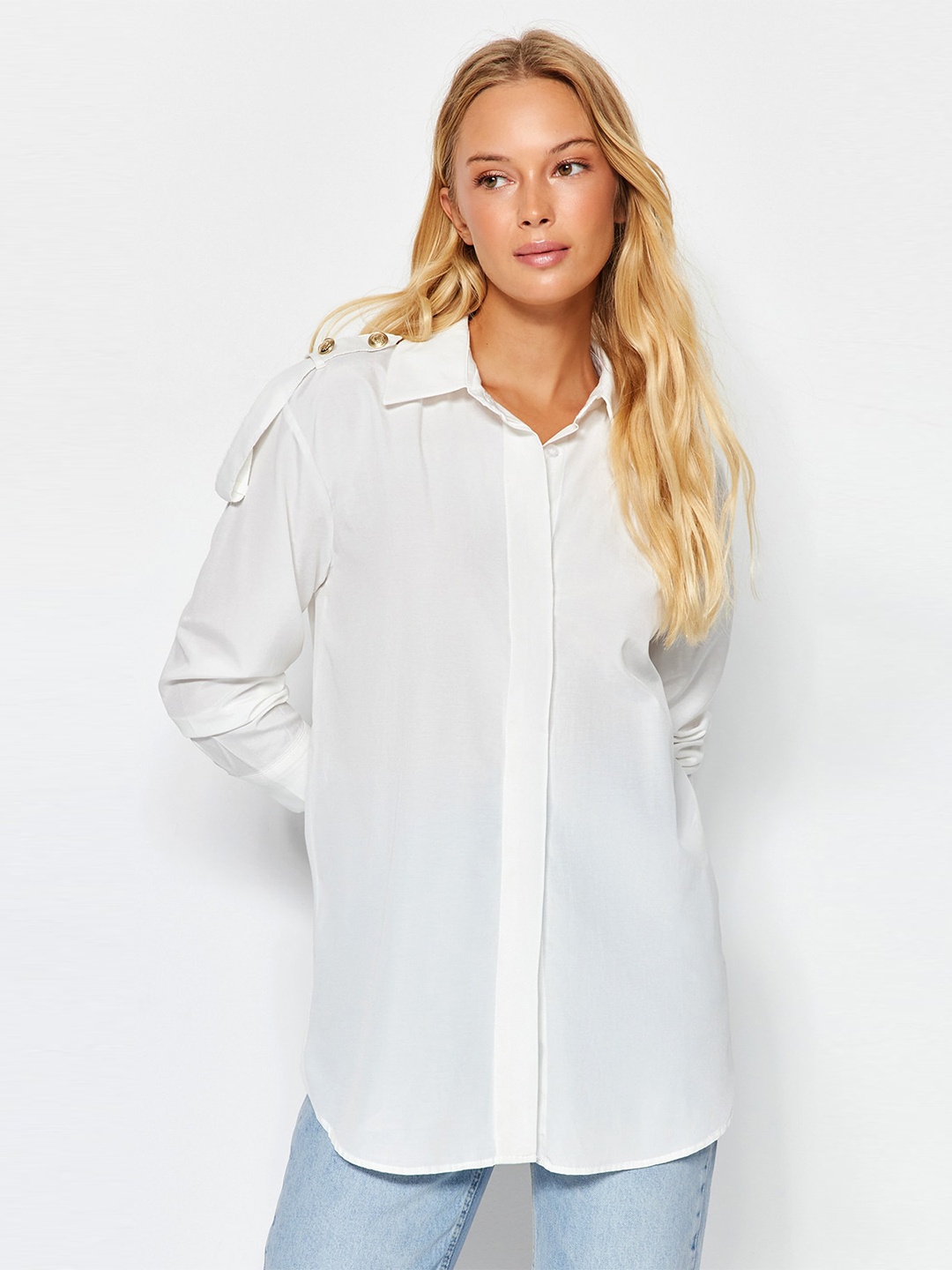 

Trendyol Spread Collar Longline Casual Shirt, White