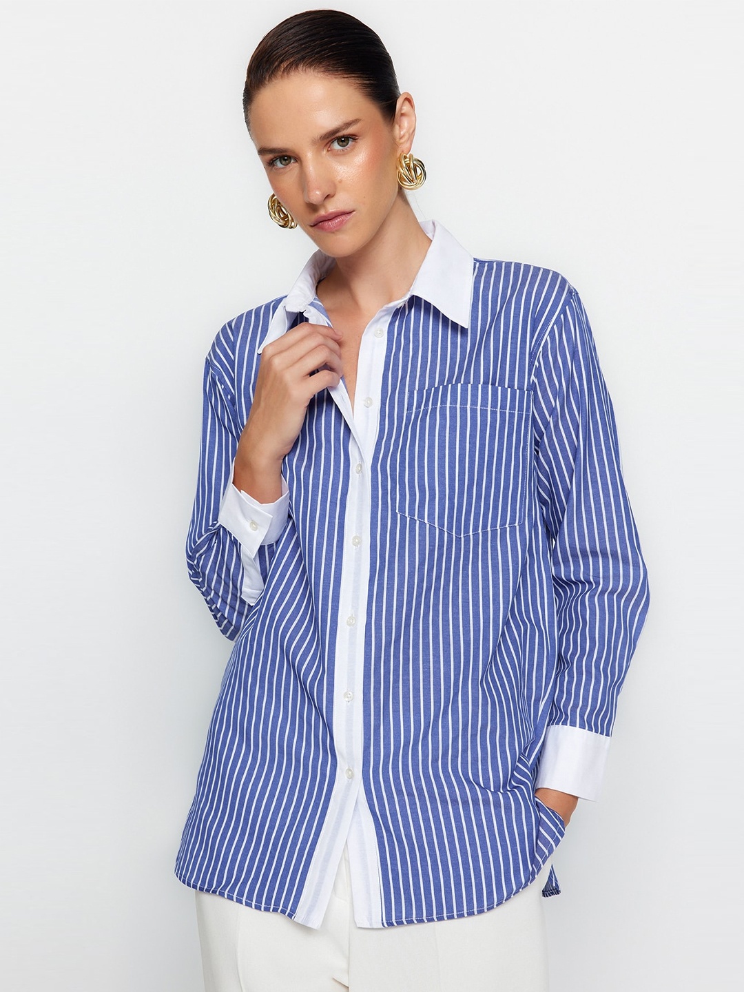 

Trendyol Vertical Striped Casual Shirt, Blue