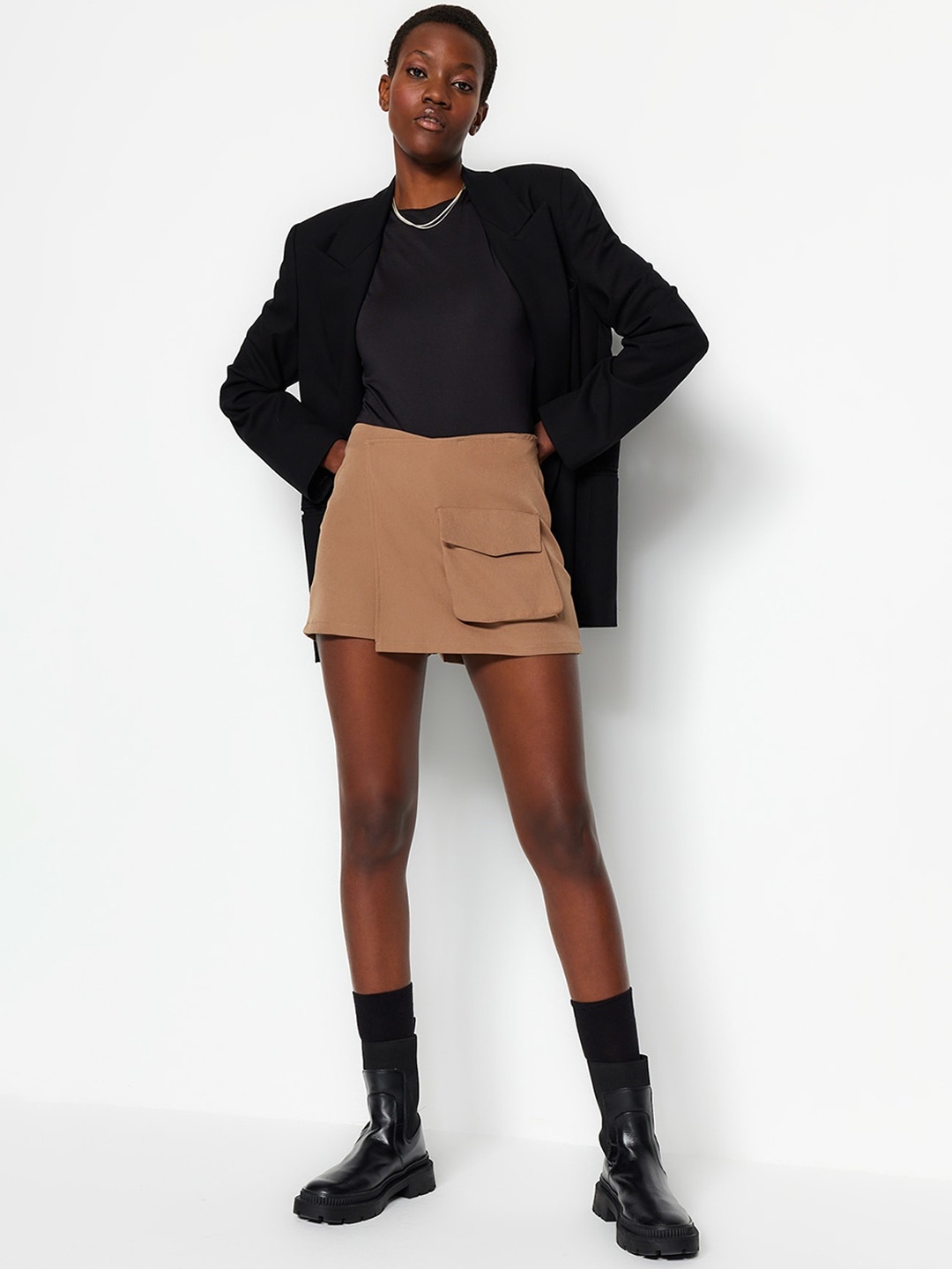 

Trendyol Casual Mini Skorts, Khaki