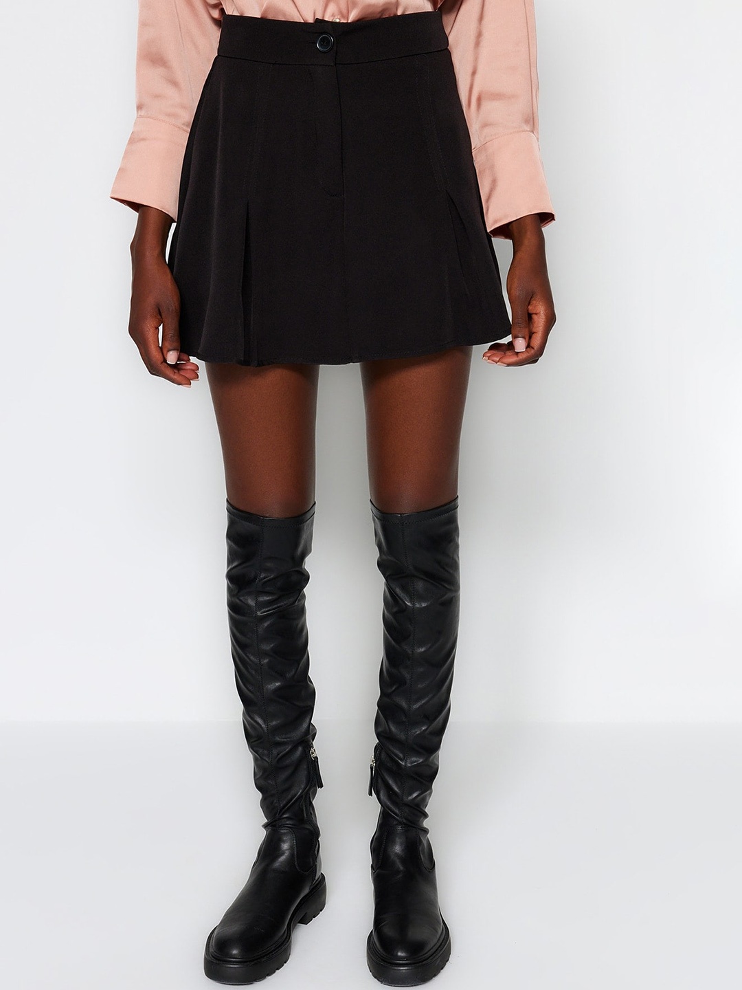 

Trendyol Flared Mini Skirts, Black