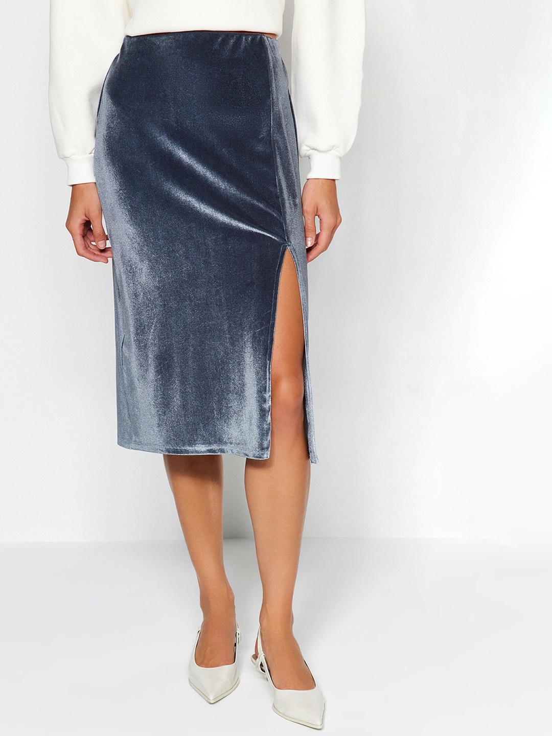 

Trendyol Front-Slit Pencil Midi Skirt, Grey