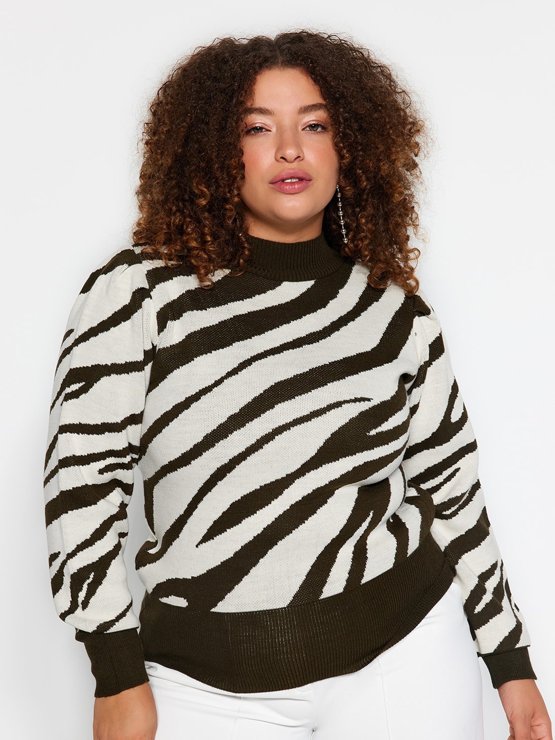 

Trendyol Animal Printed Pullover Sweater, Olive