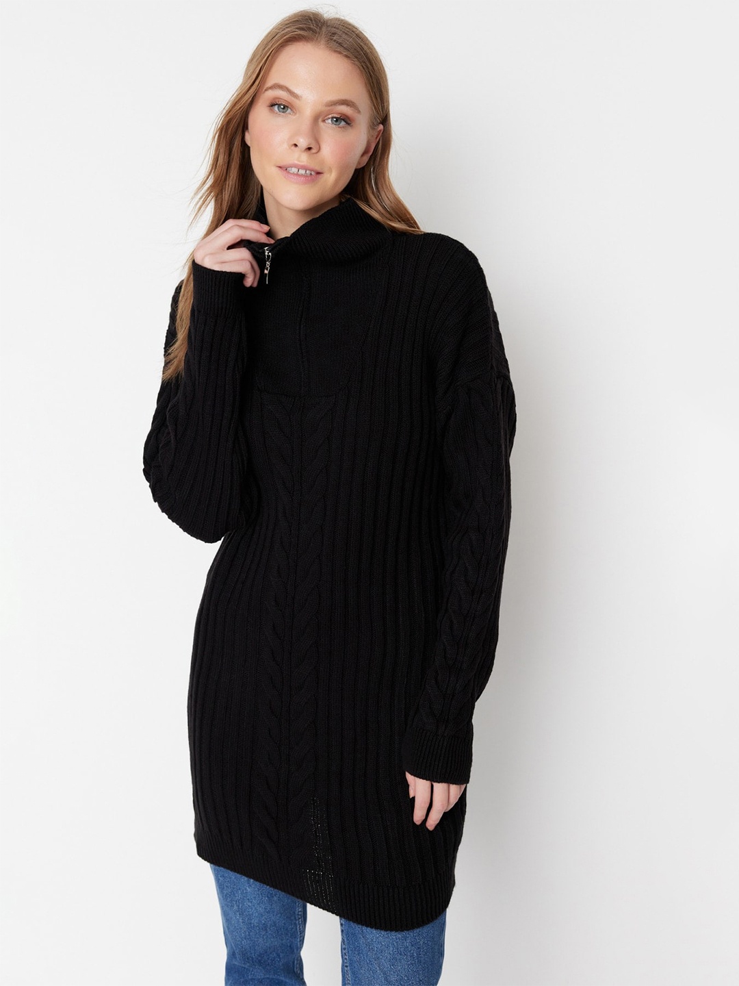 

Trendyol Cable Knit Self Design Acrylic Longline Pullover Sweaters, Black