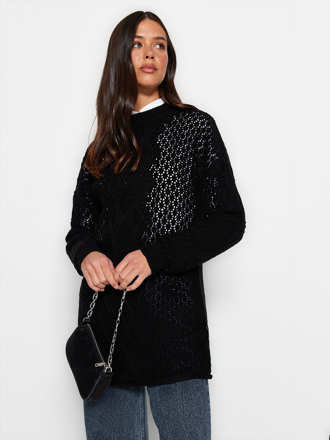 

Trendyol Round Neck Acrylic Longline Pullover, Black