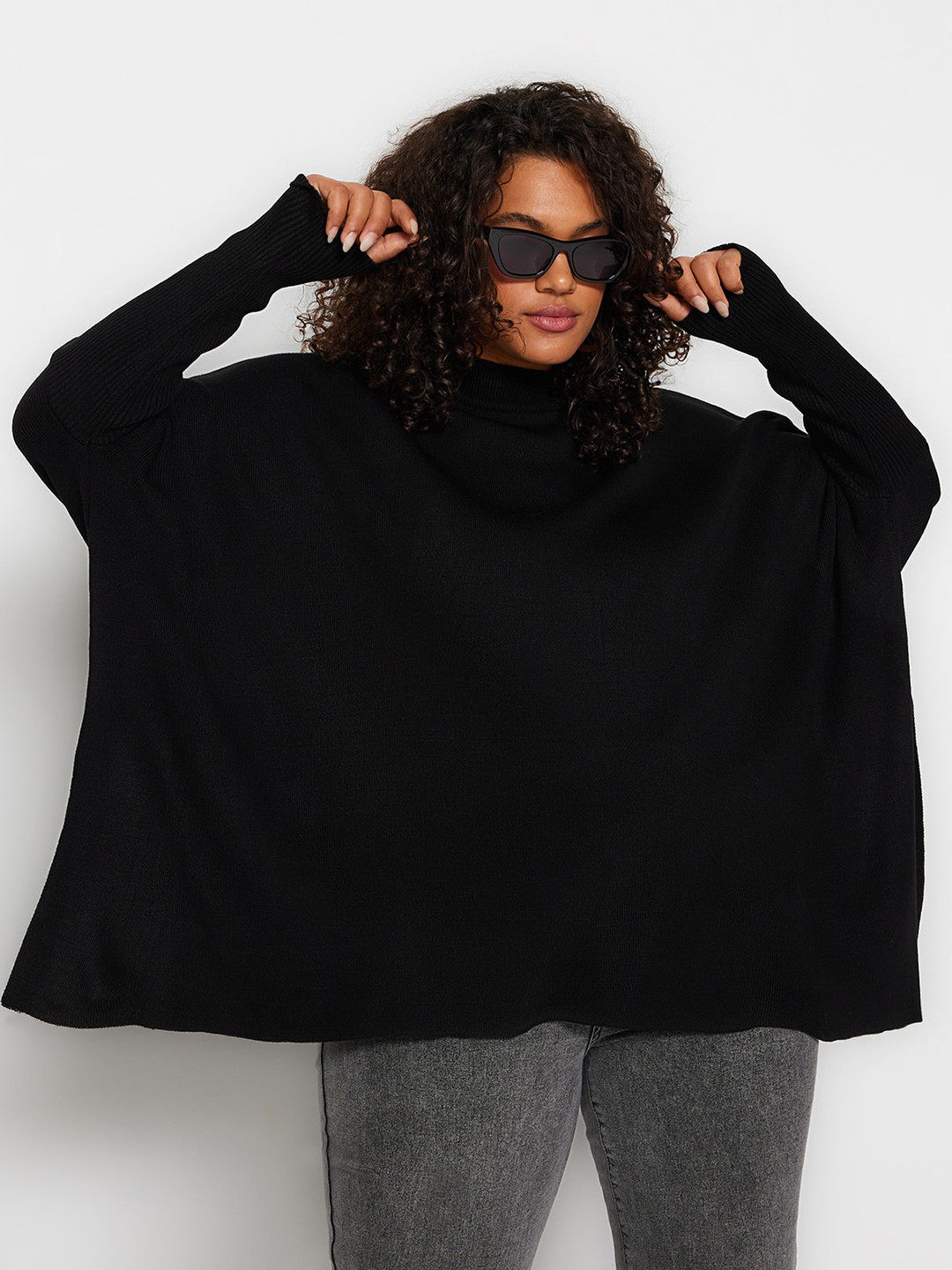 

Trendyol Acrylic Mock Collar Pullover Sweaters, Black